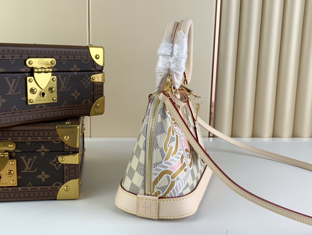 Louis Vuitton N41221 Alma BB-25*19*12CM