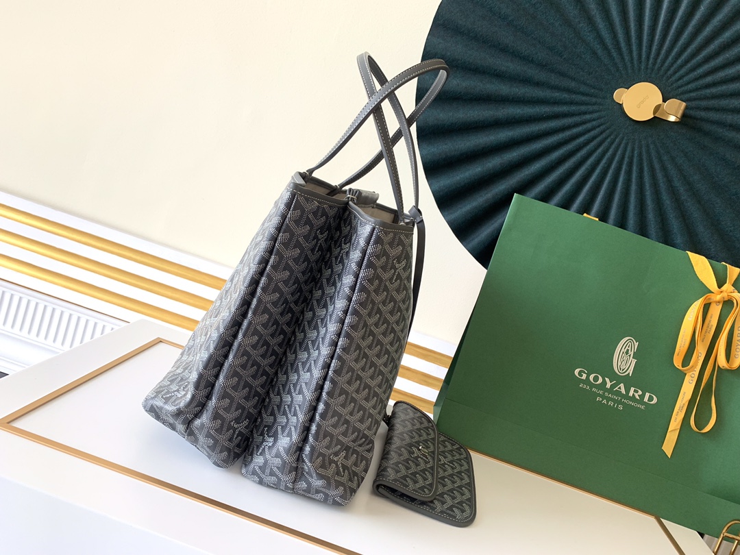 Goyard Isabelle Tote