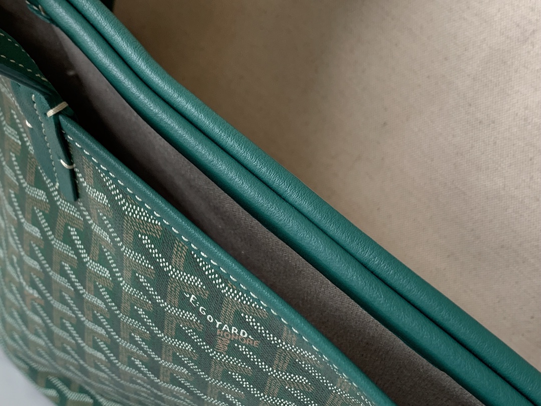 Goyard Isabelle Tote