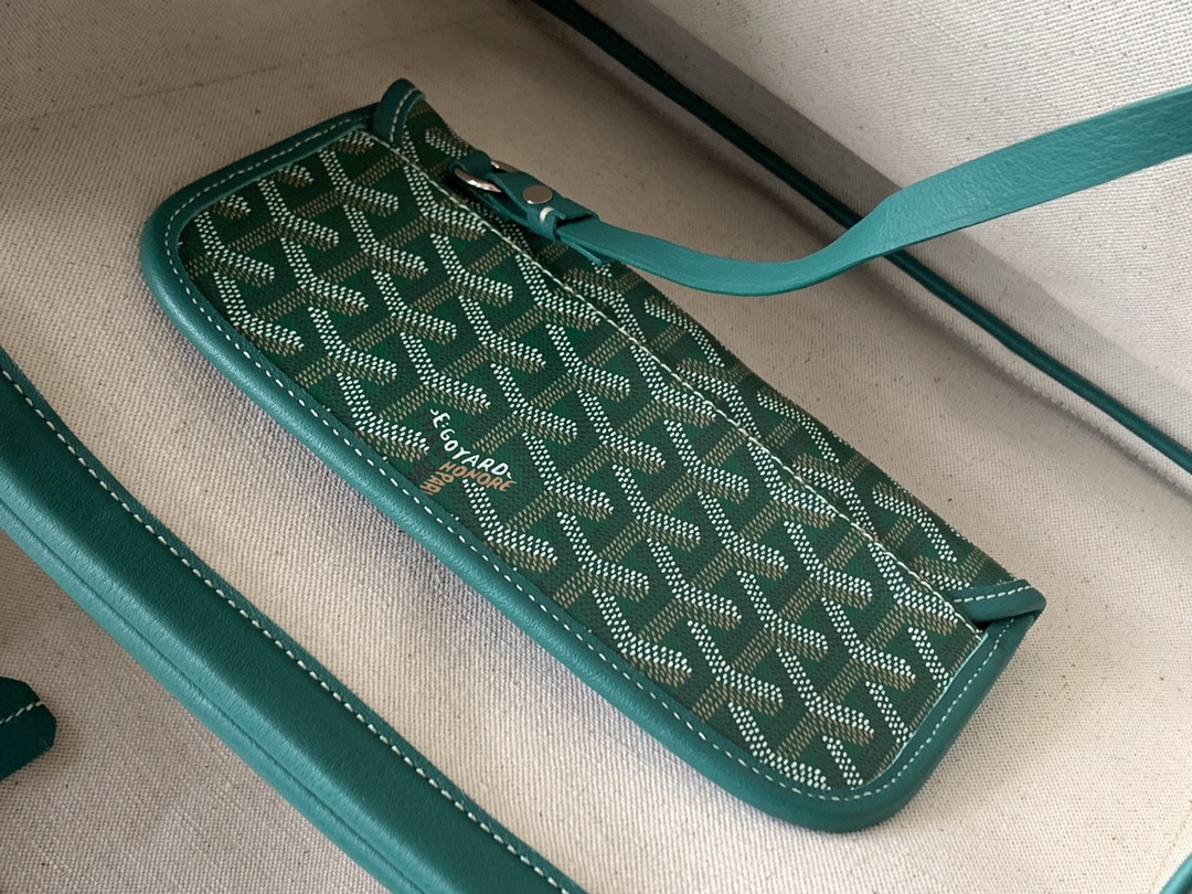 Goyard Isabelle Tote