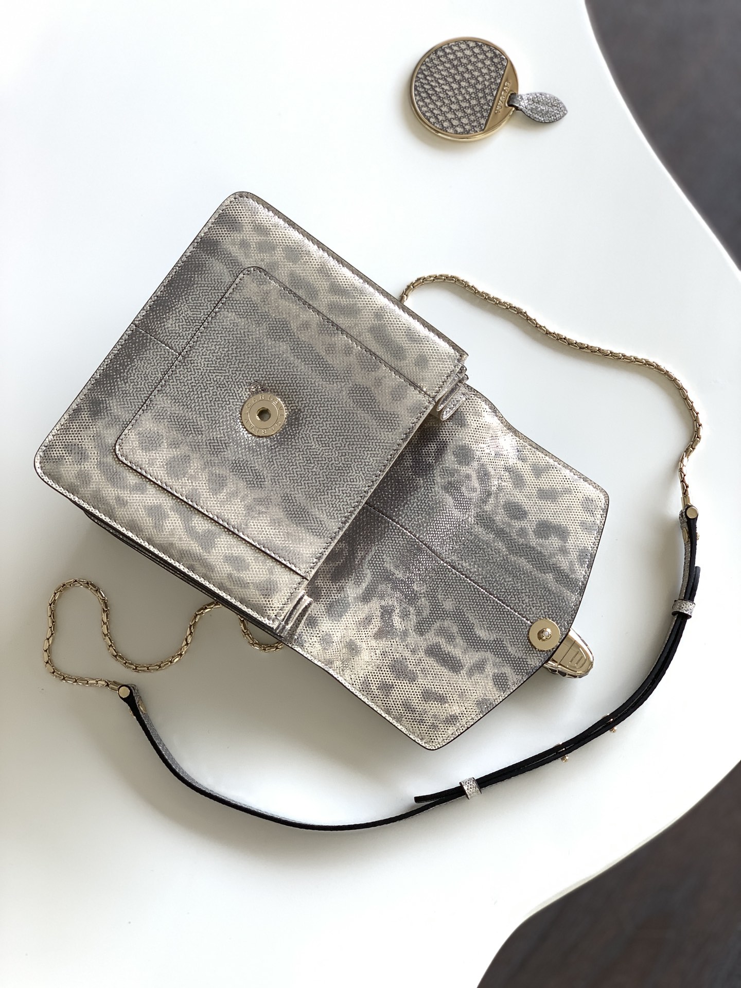 Bvlgari Serpenti Forever Bag-18*11*15.5CM