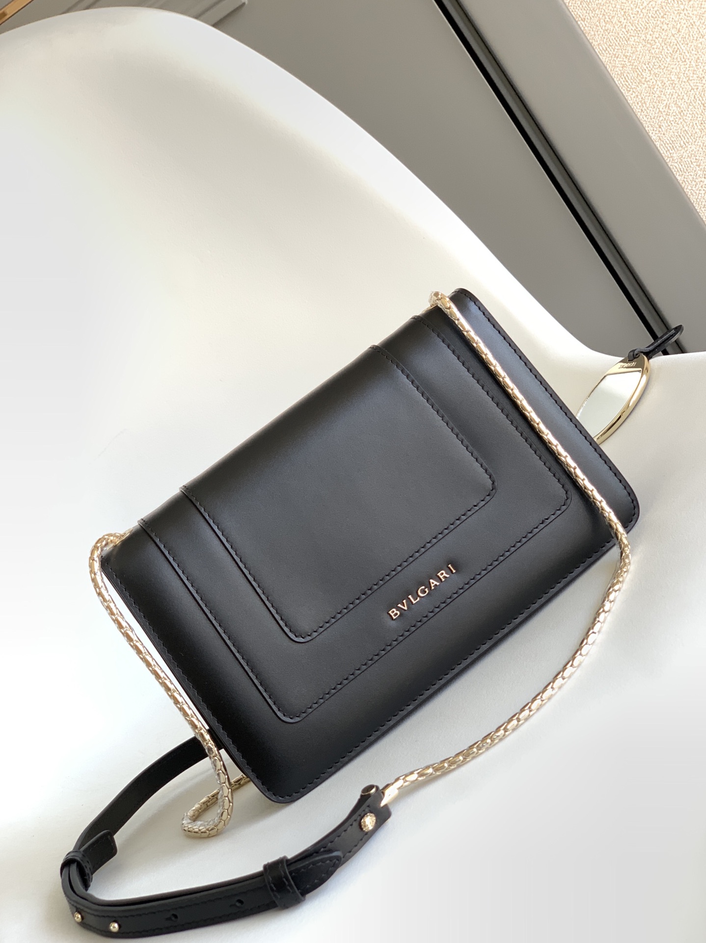 Bvlgari Serpenti Forever Bag-22.5*5*14CM