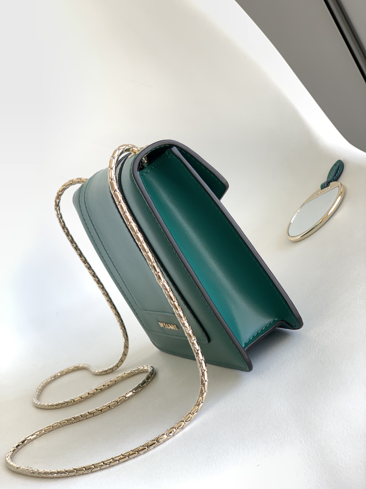 Bvlgari Serpenti Forever Bag-20*14*4.5CM