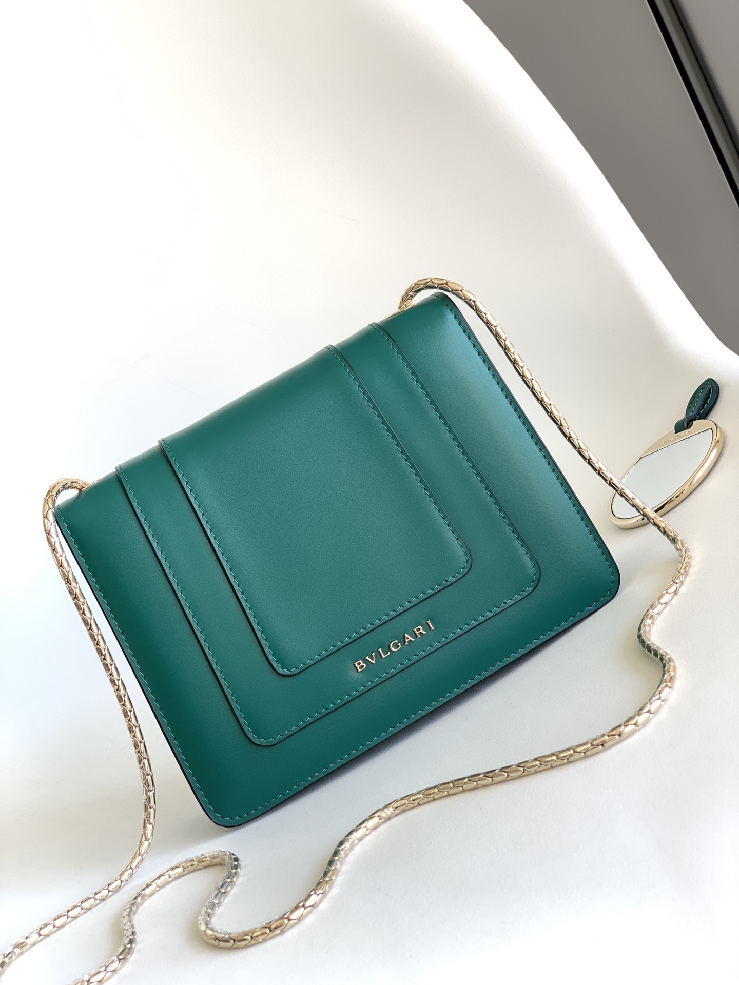 Bvlgari Serpenti Forever Bag-20*14*4.5CM
