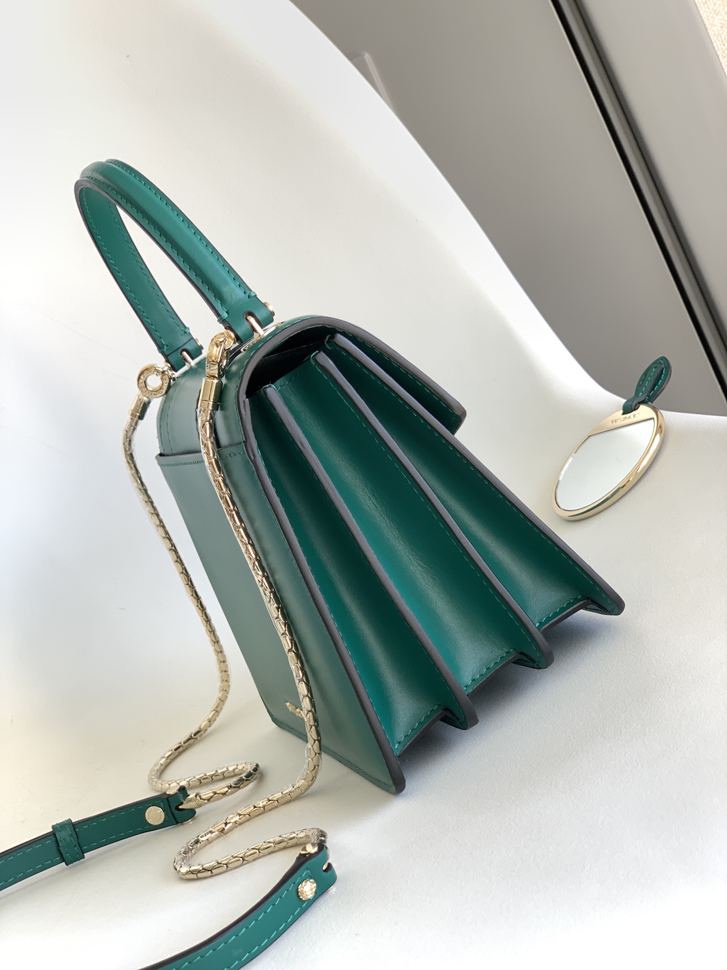 Bvlgari Serpenti Forever Bag-18*15*9.5CM
