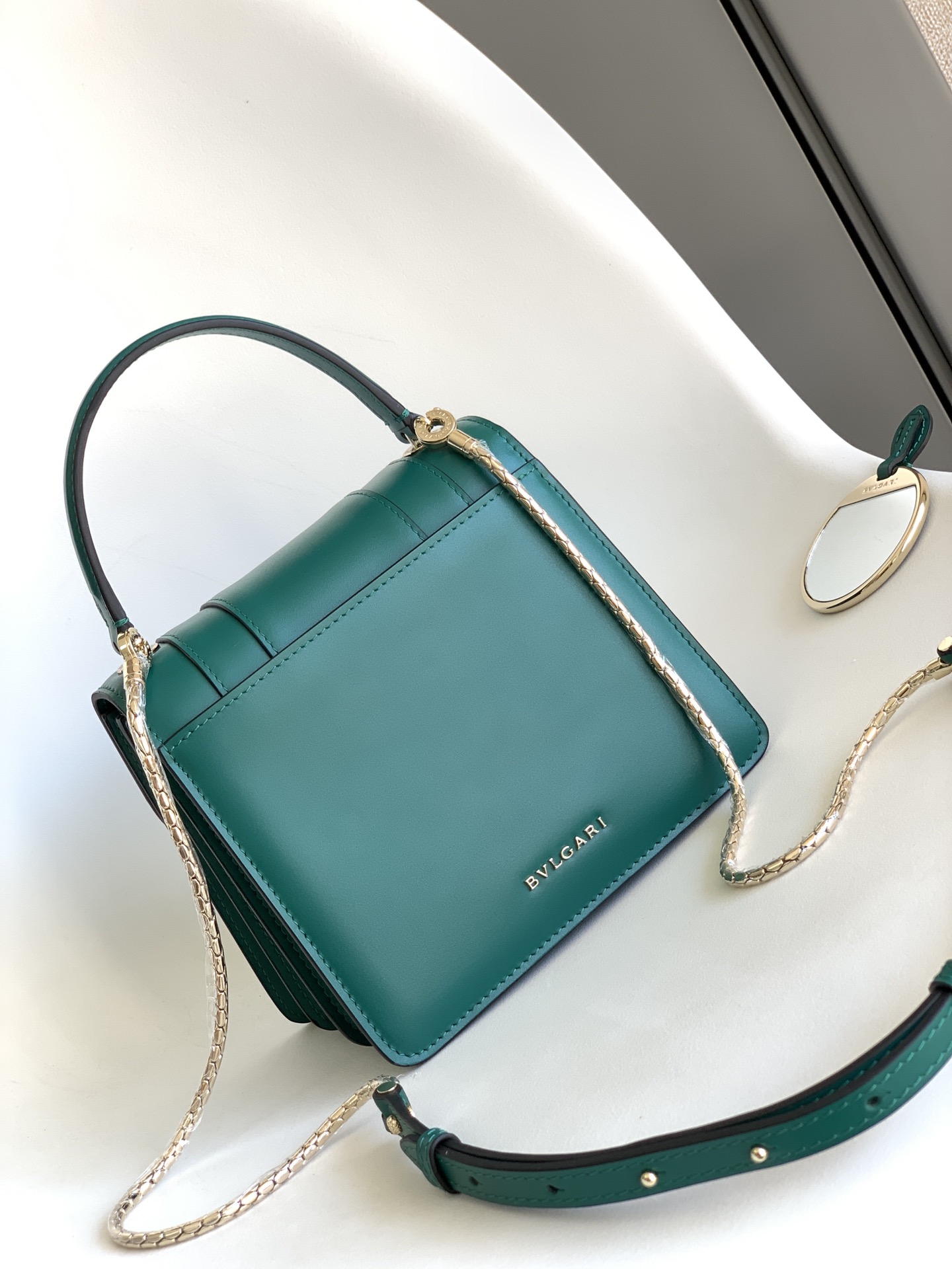 Bvlgari Serpenti Forever Bag-18*15*9.5CM