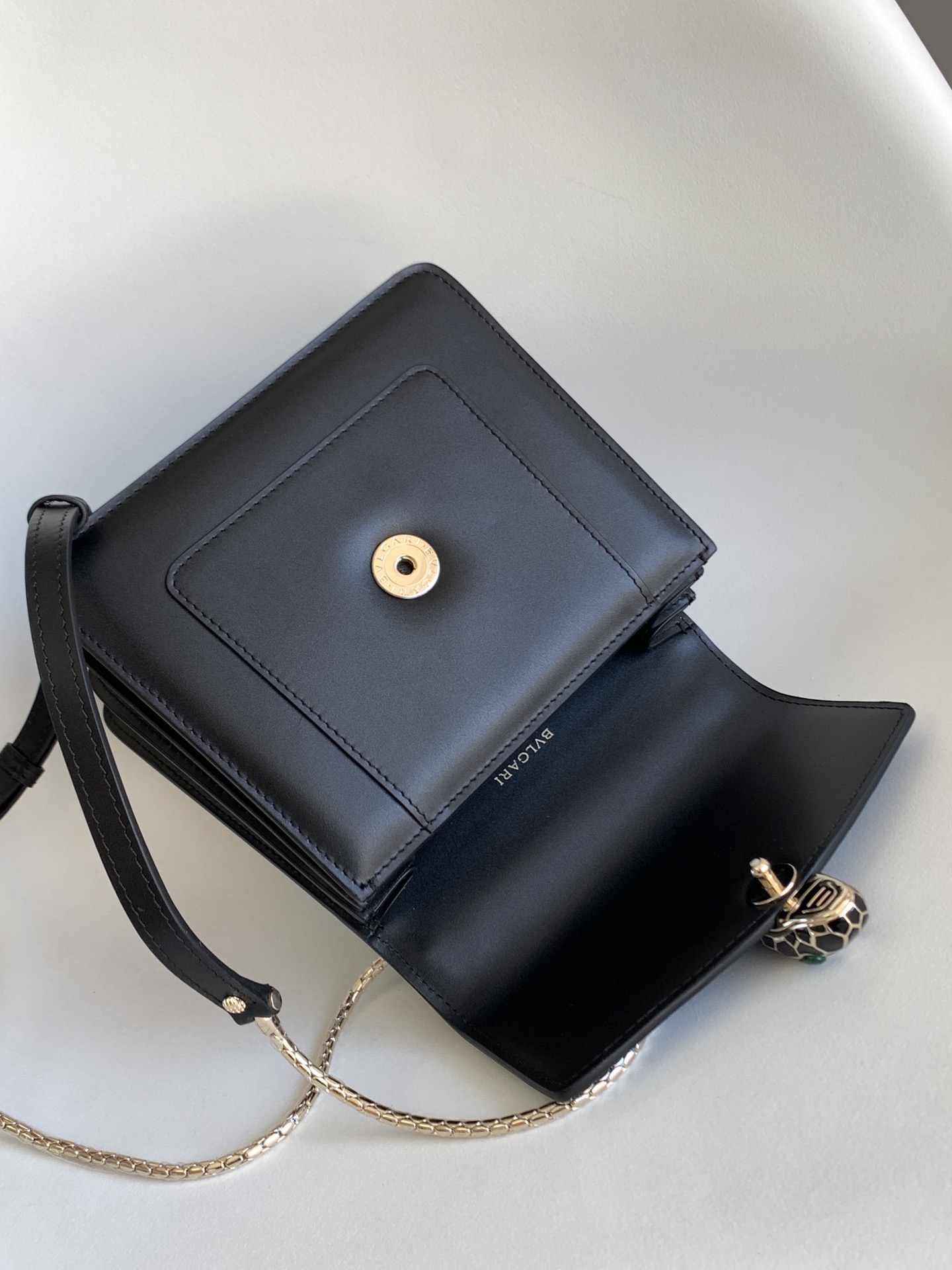 Bvlgari Serpenti Forever Bag-18*15*9.5CM
