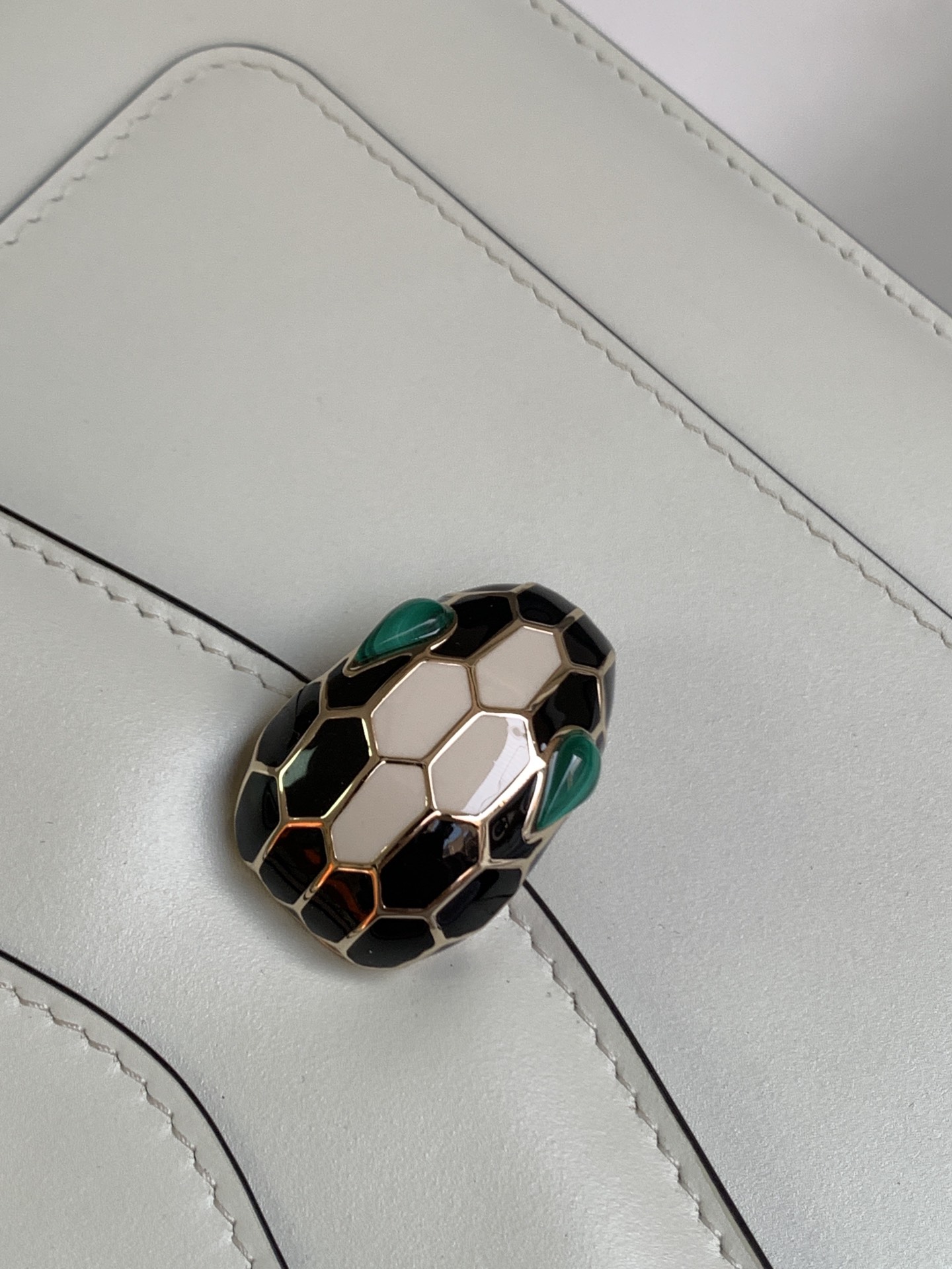 Bvlgari Serpenti Forever Bag-22.5*18.5*1CM