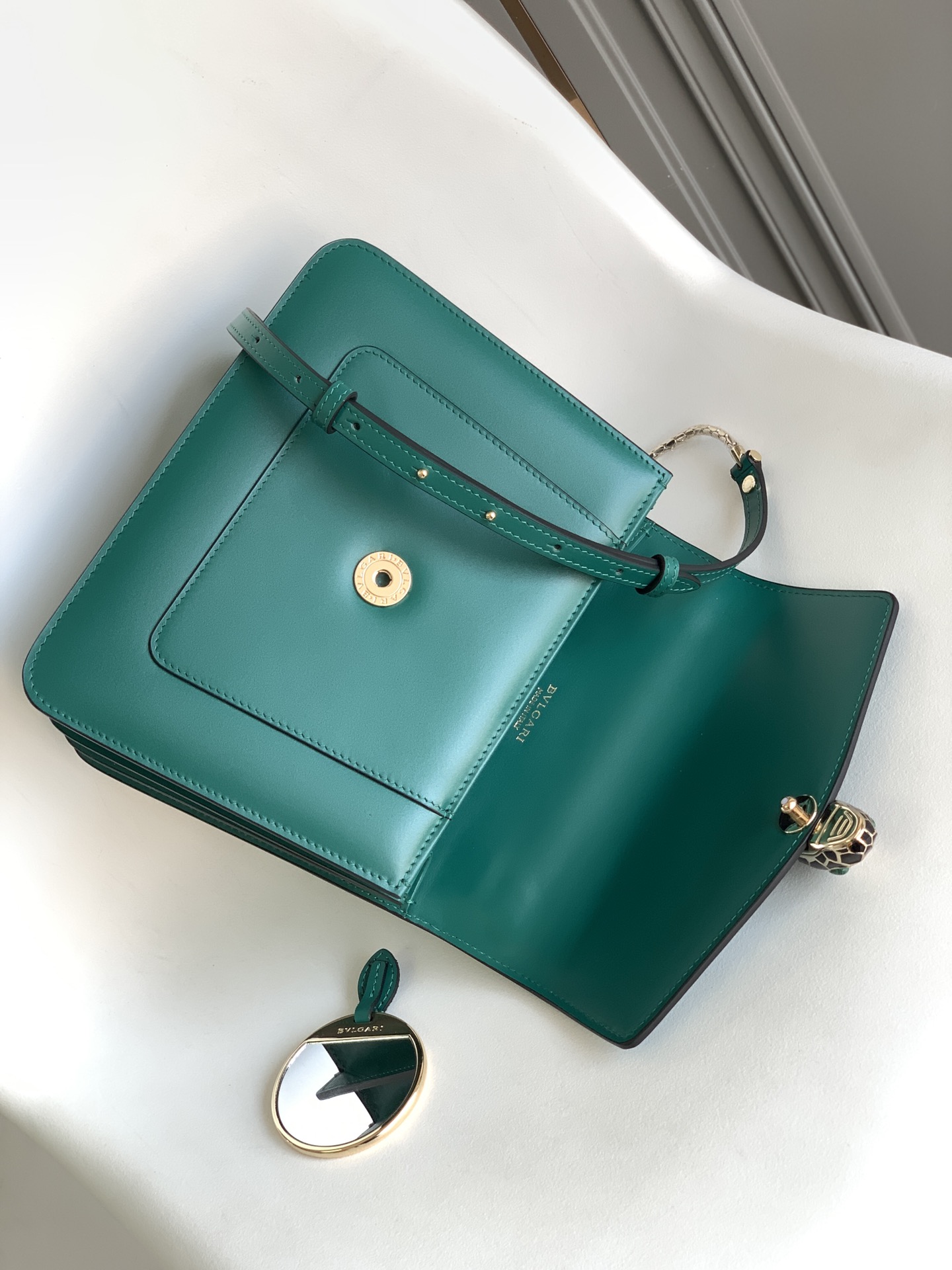 Bvlgari Serpenti Forever Bag-22.5*18.5*1CM