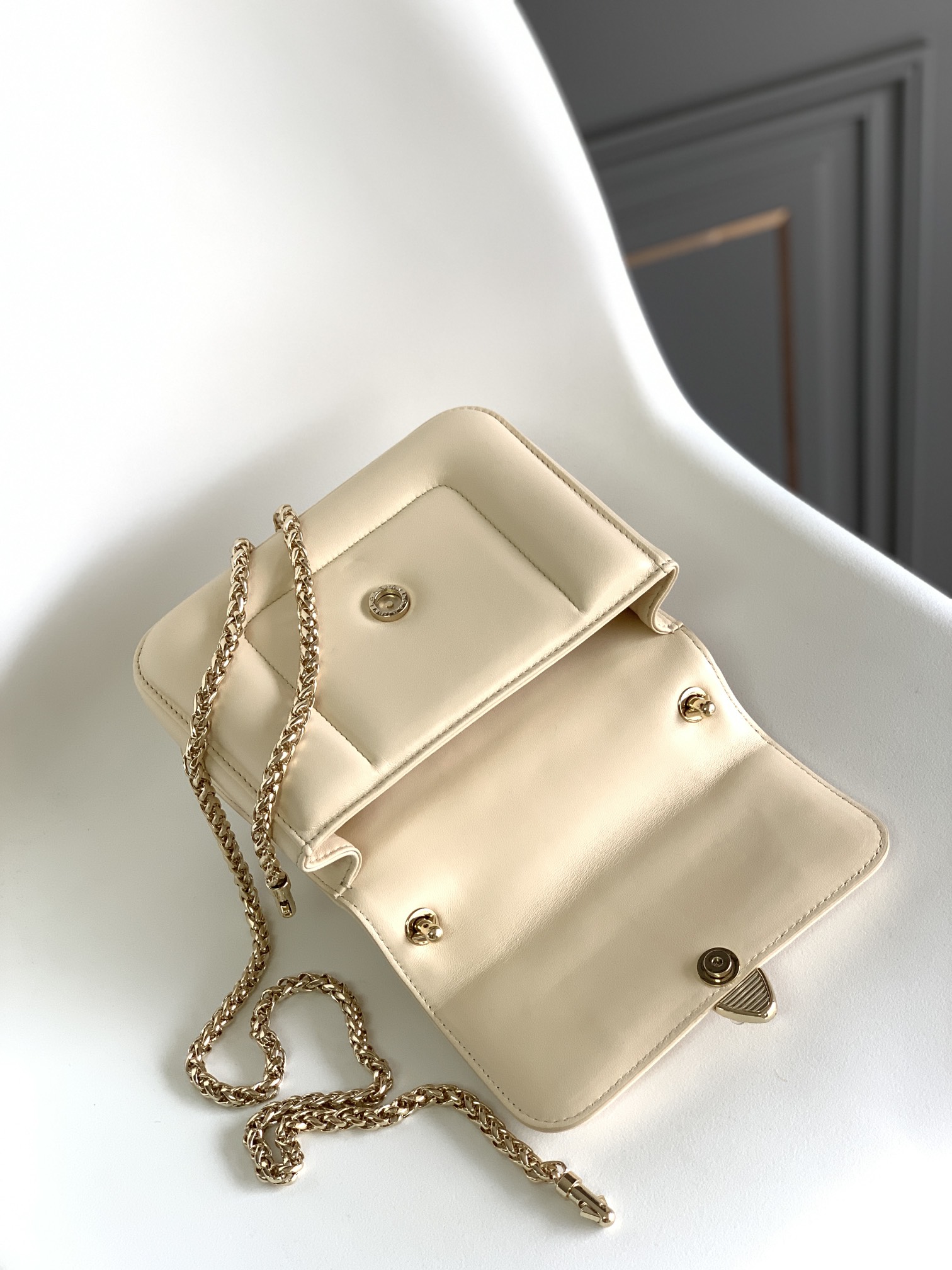 Bvlgari Mary Katrantzou x BVLGARI-19*15*6CM