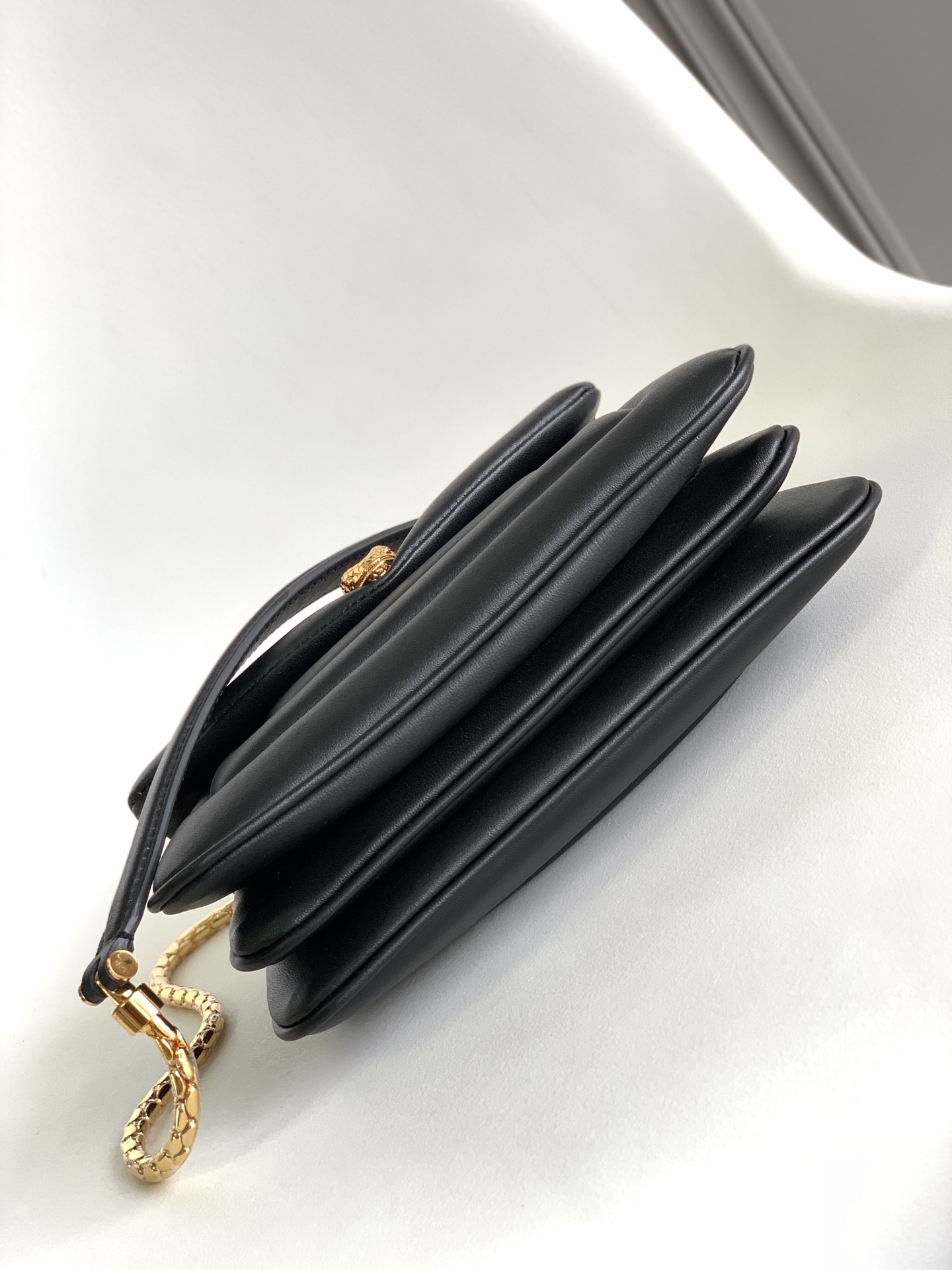 Bvlgari Serpenti Reverse-22.5*15*7CM
