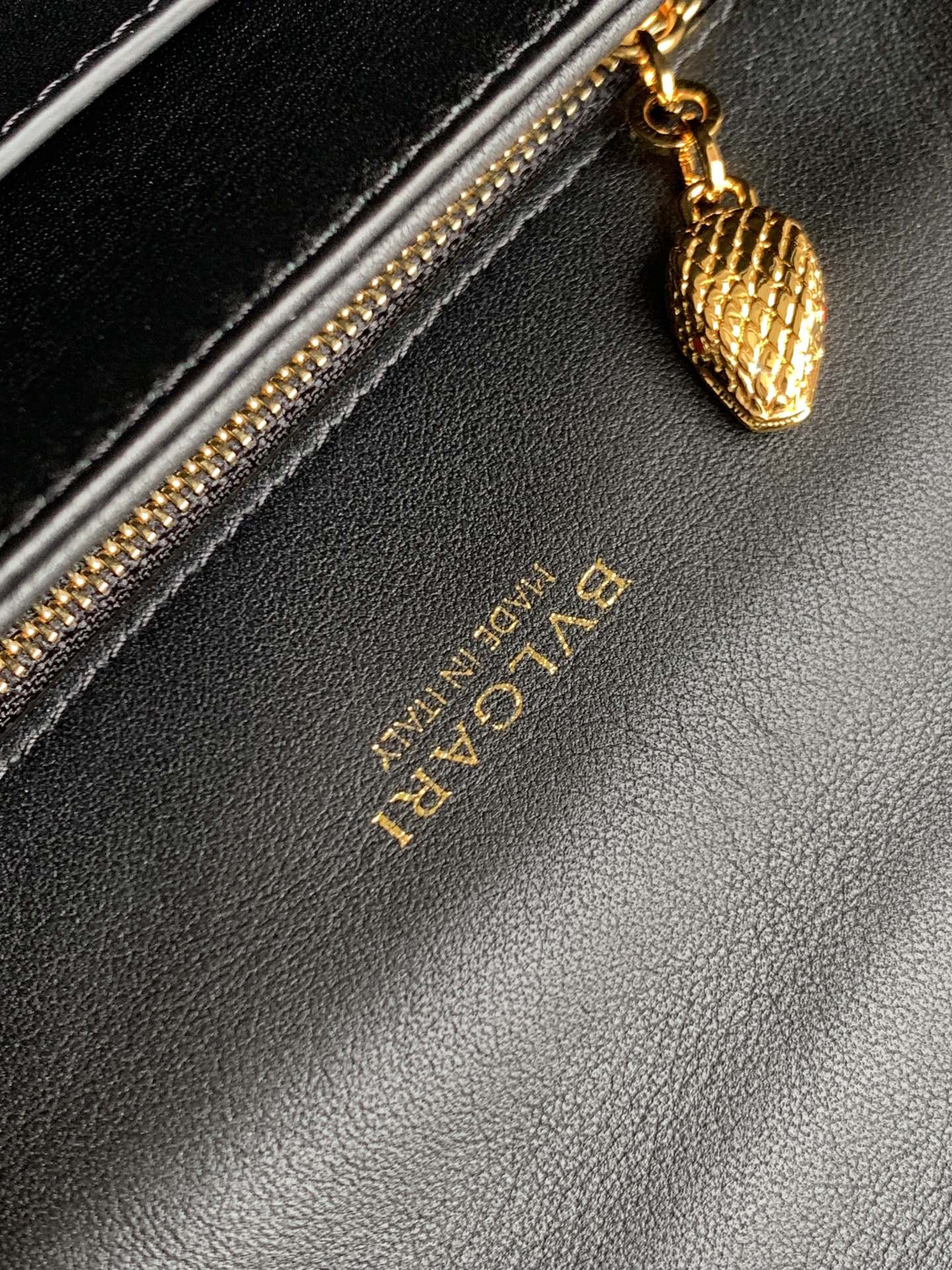 Bvlgari Serpenti Reverse-22.5*15*7CM