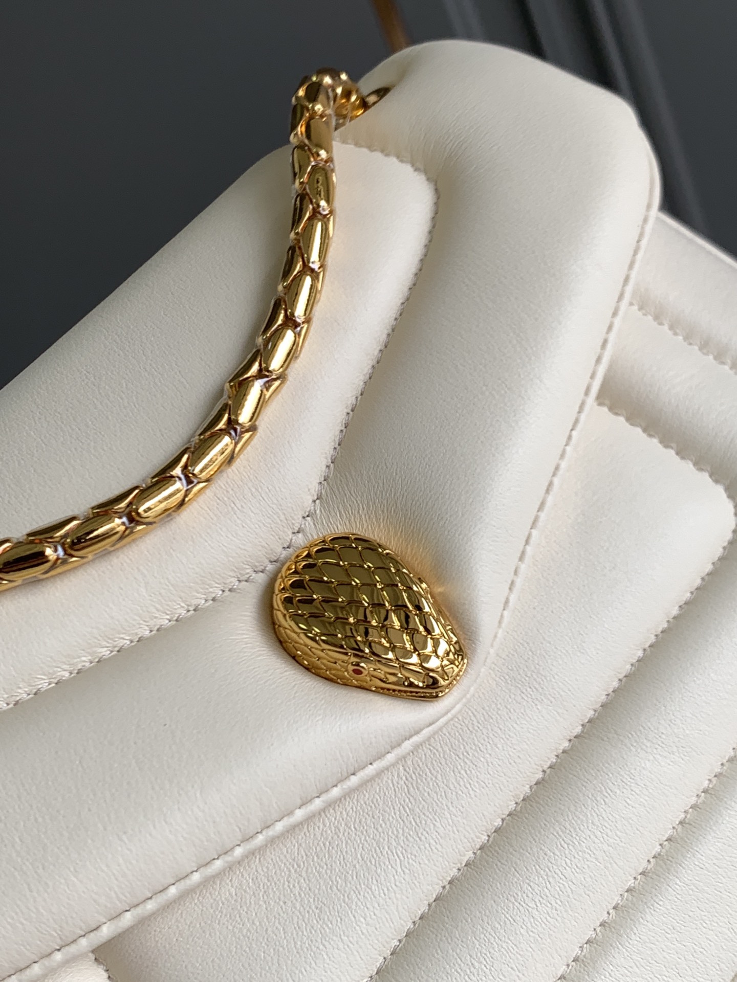 Bvlgari Serpenti Reverse-22.5*15*7CM