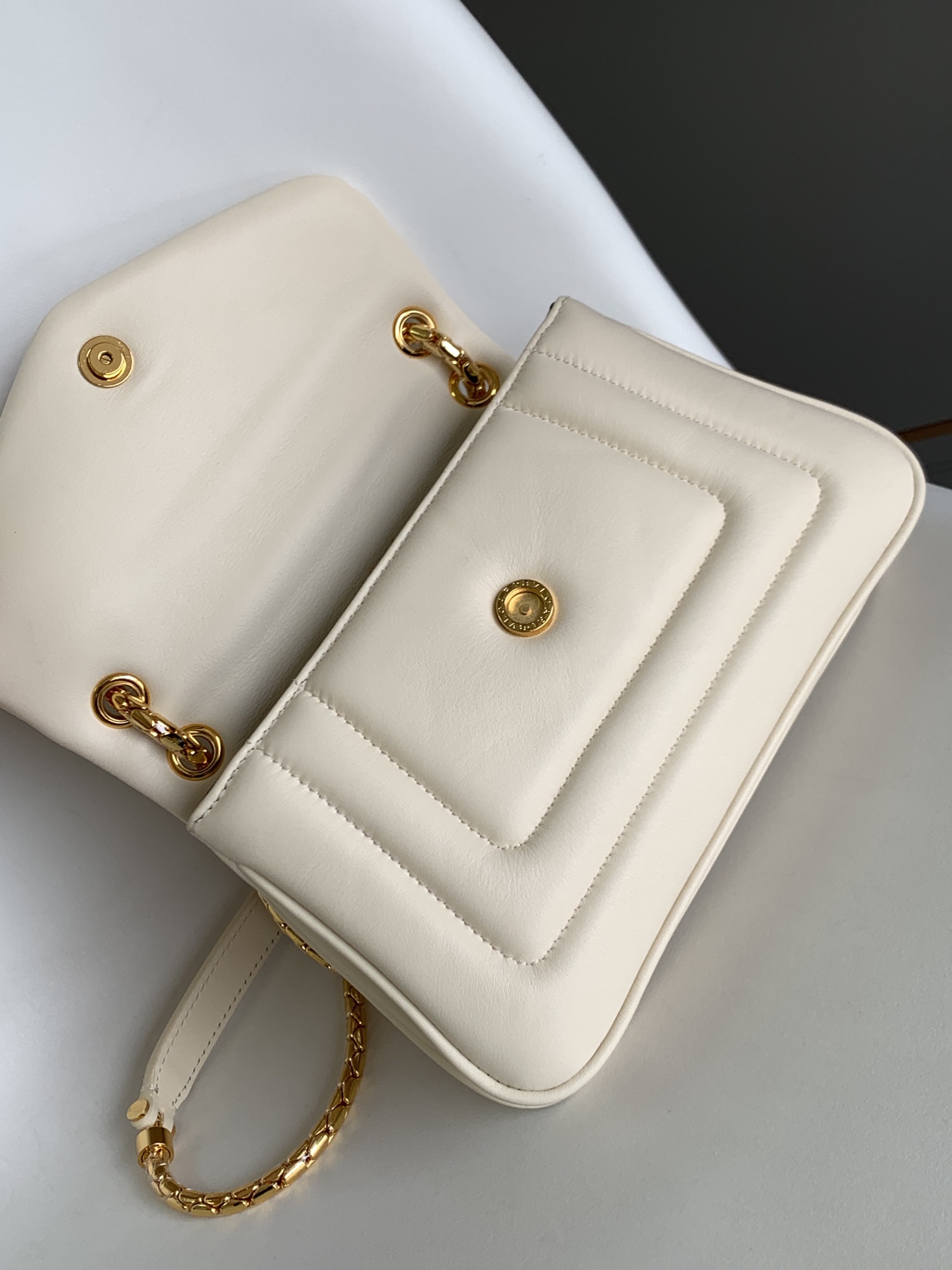 Bvlgari Serpenti Reverse-22.5*15*7CM