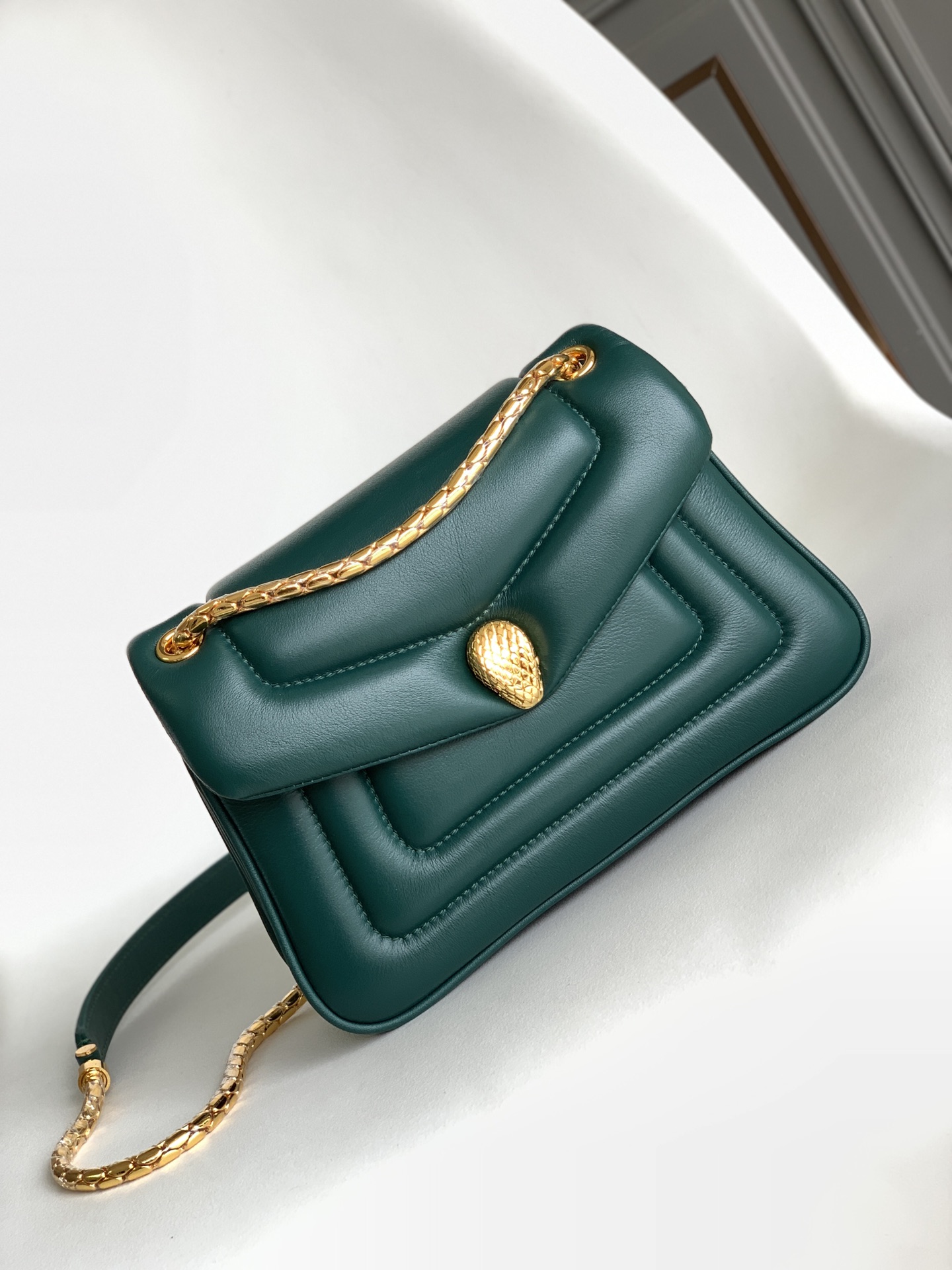 Bvlgari Serpenti Reverse-22.5*15*7CM