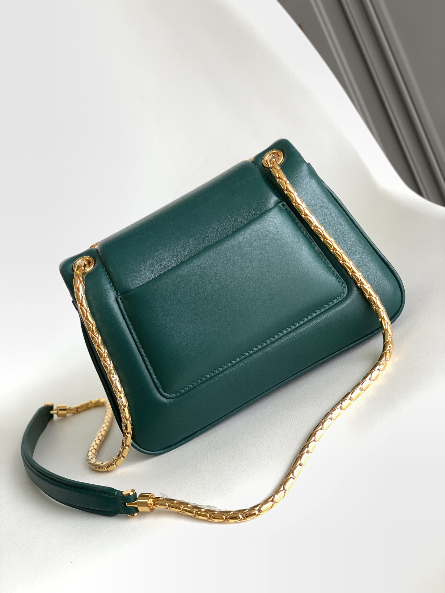 Bvlgari Serpenti Reverse-22.5*15*7CM