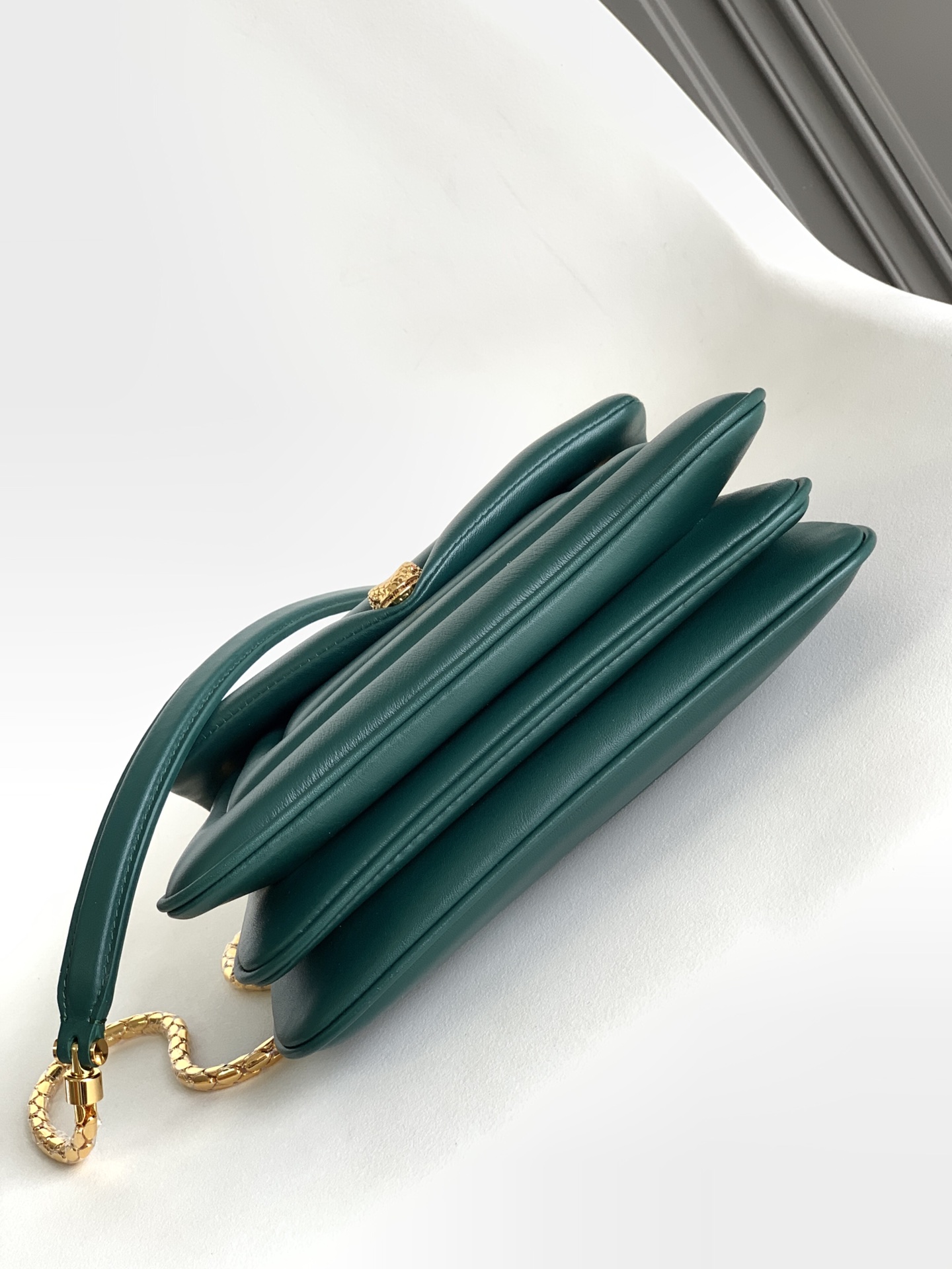 Bvlgari Serpenti Reverse-22.5*15*7CM