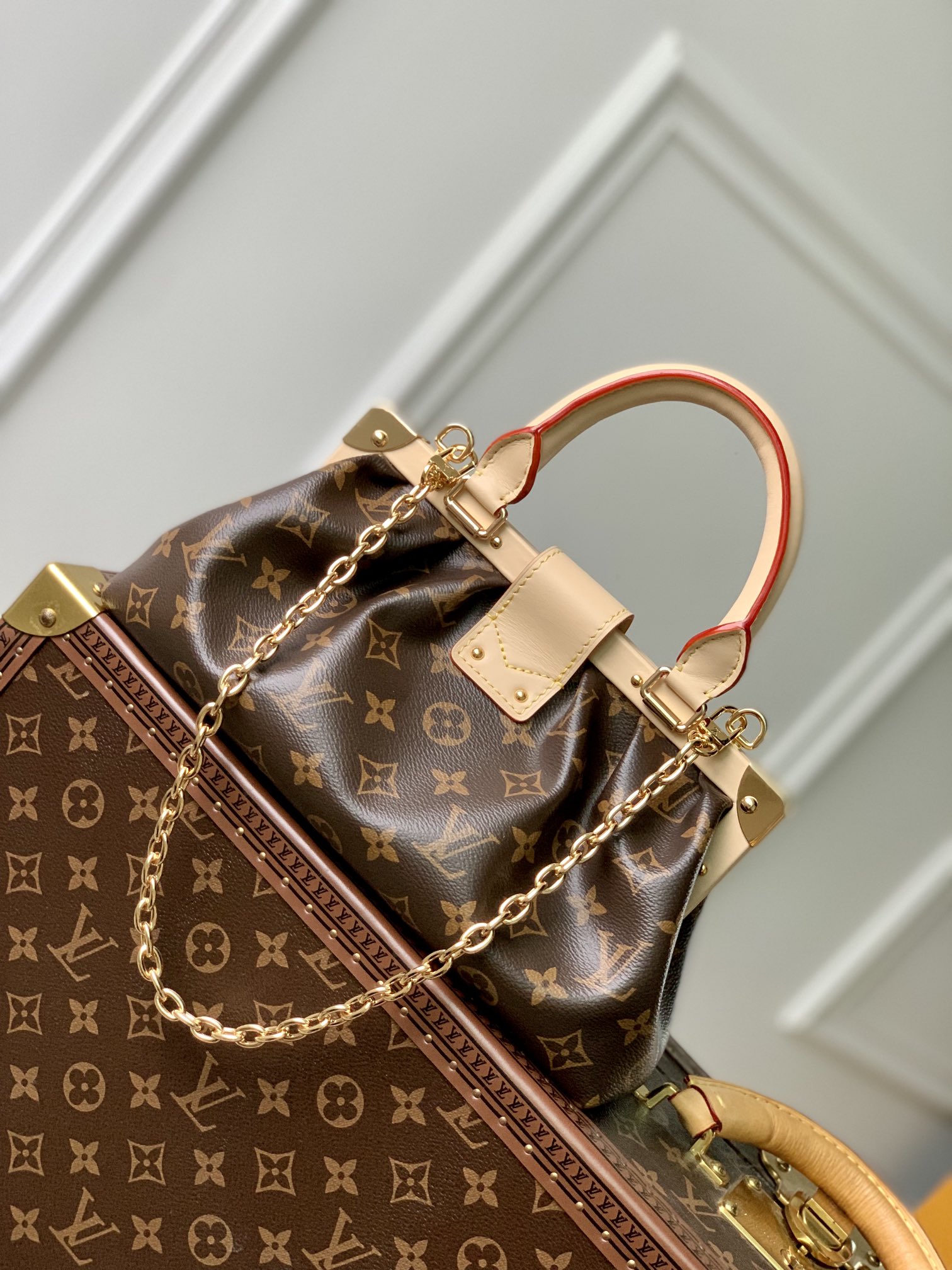 Louis Vuitton M46544 Monogram Clutch -28*14*10CM Louis Vuitton M46544 Monogram Clutch -28*14*10CM