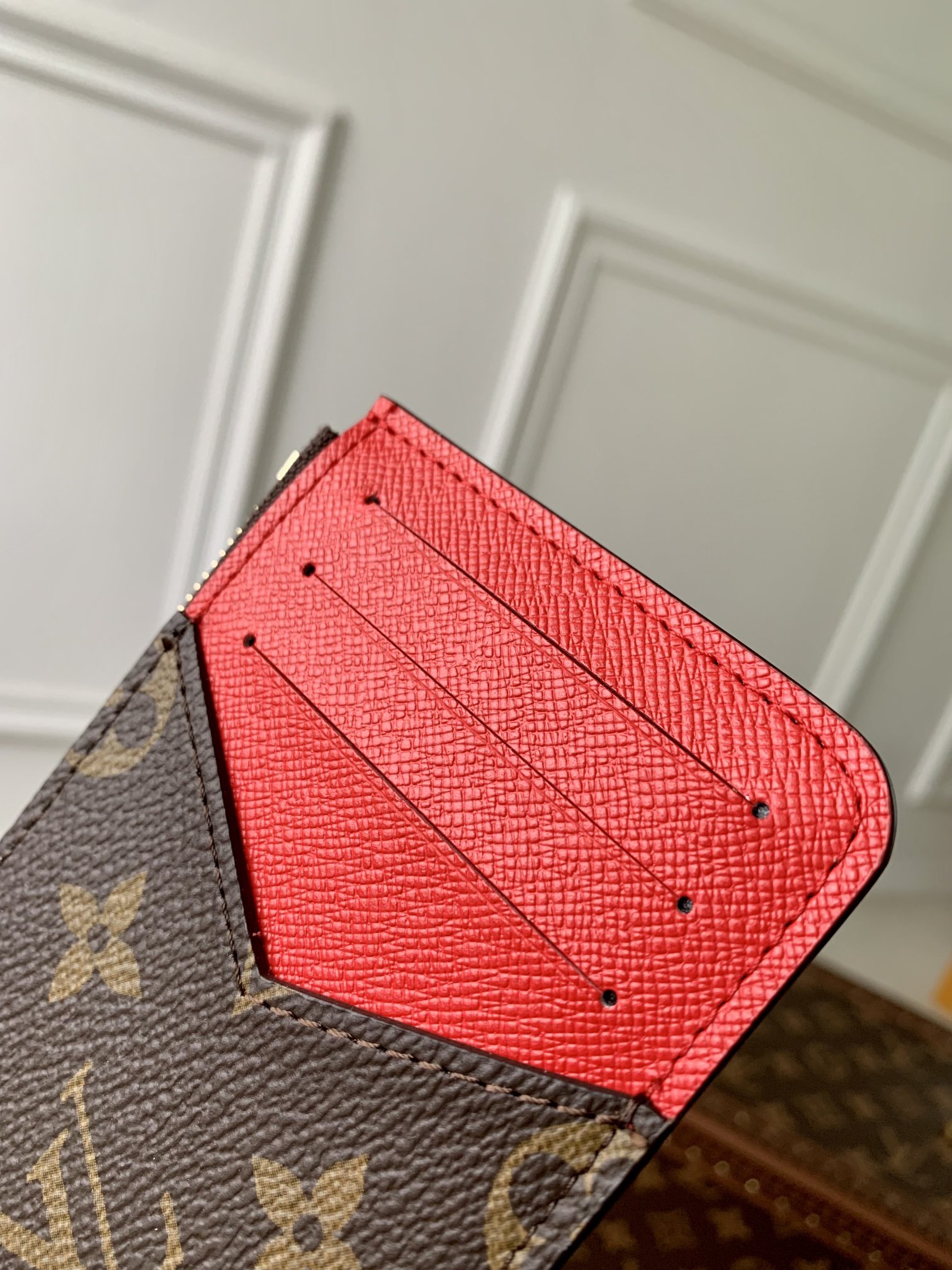 Louis Vuitton Wallet-M81881-12 x 8 x 0.8CM