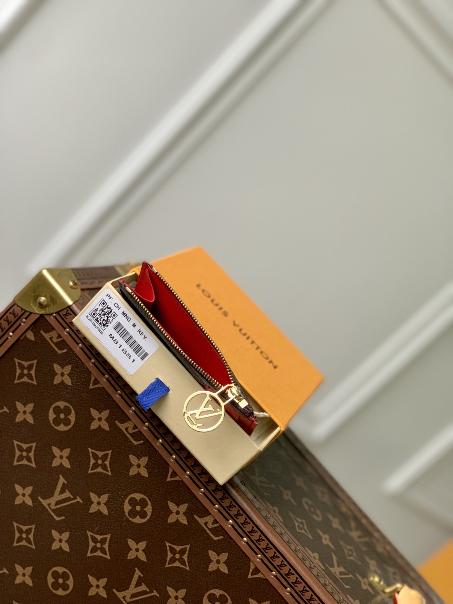 Louis Vuitton Wallet-M81881-12 x 8 x 0.8CM
