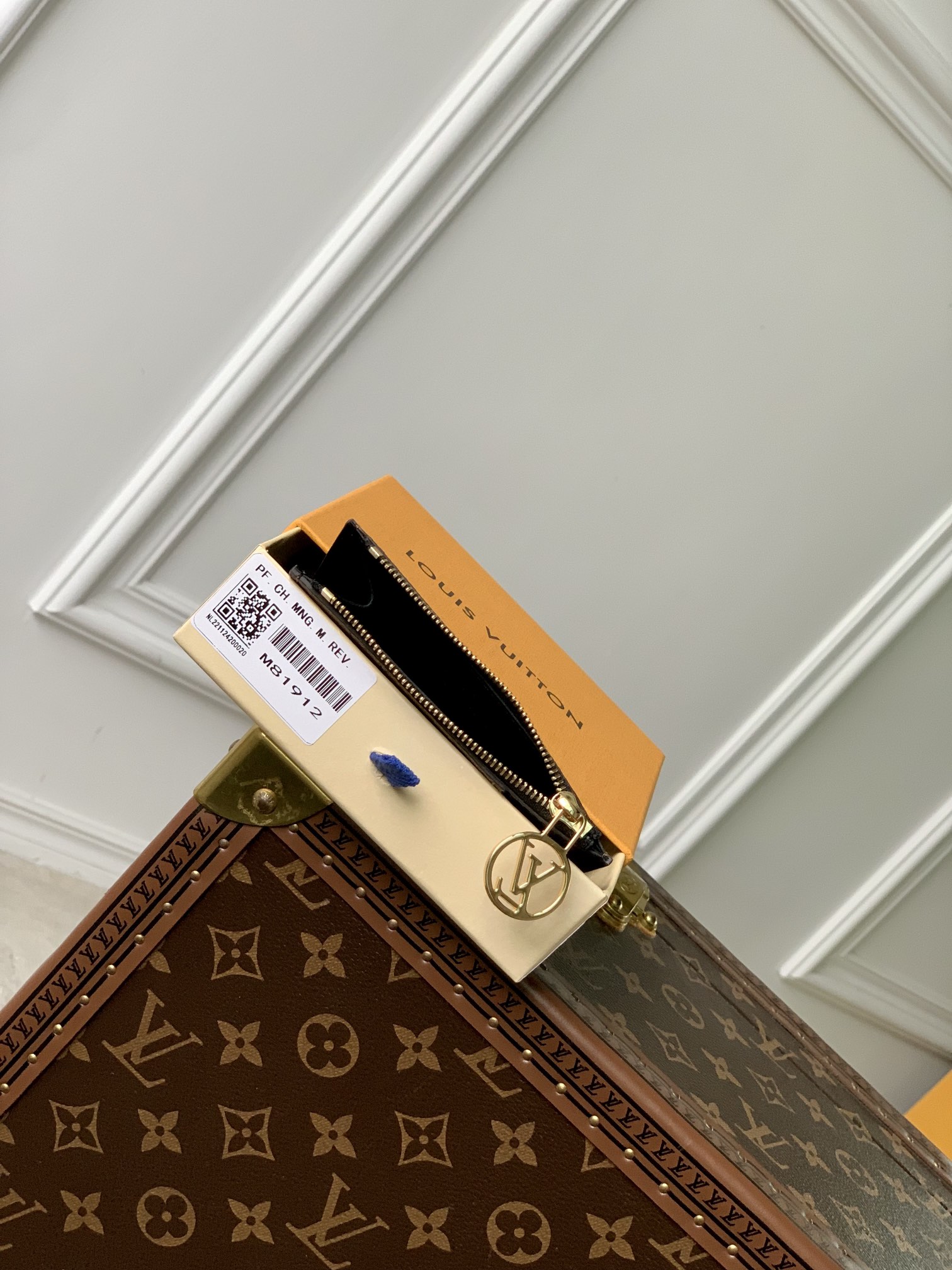 Louis Vuitton Wallet-M81881-12 x 8 x 0.8CM