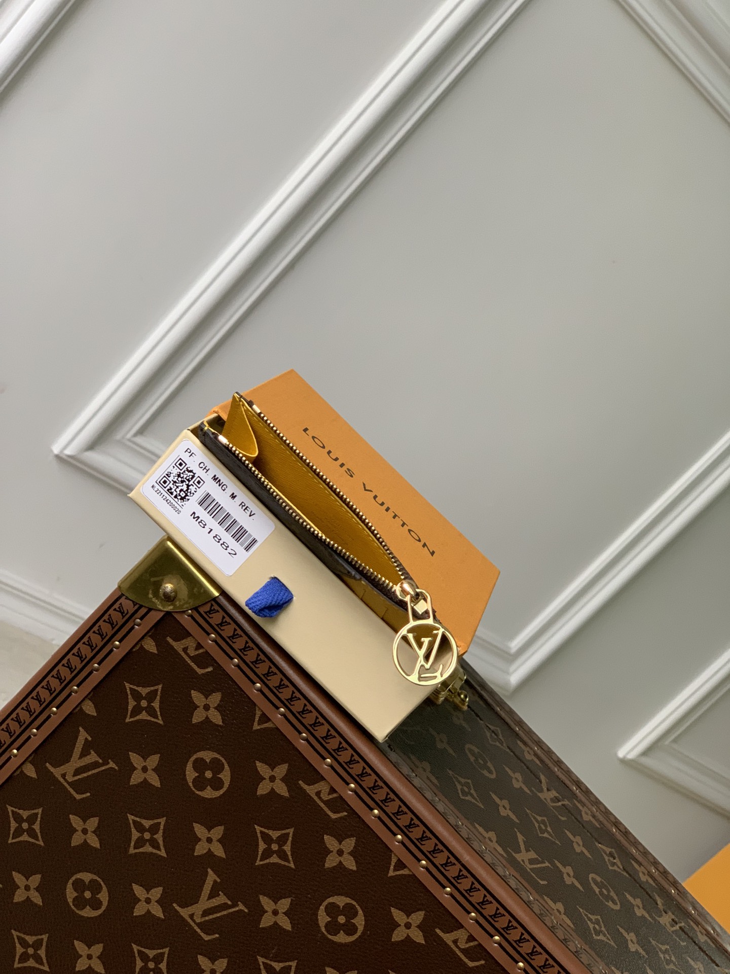 Louis Vuitton Wallet-M81881-12 x 8 x 0.8CM