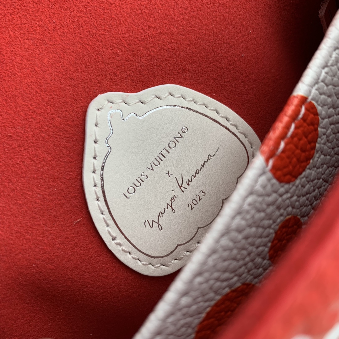 Louis Vuitton Micro Metis Handbags-14*11* 3.5 CM