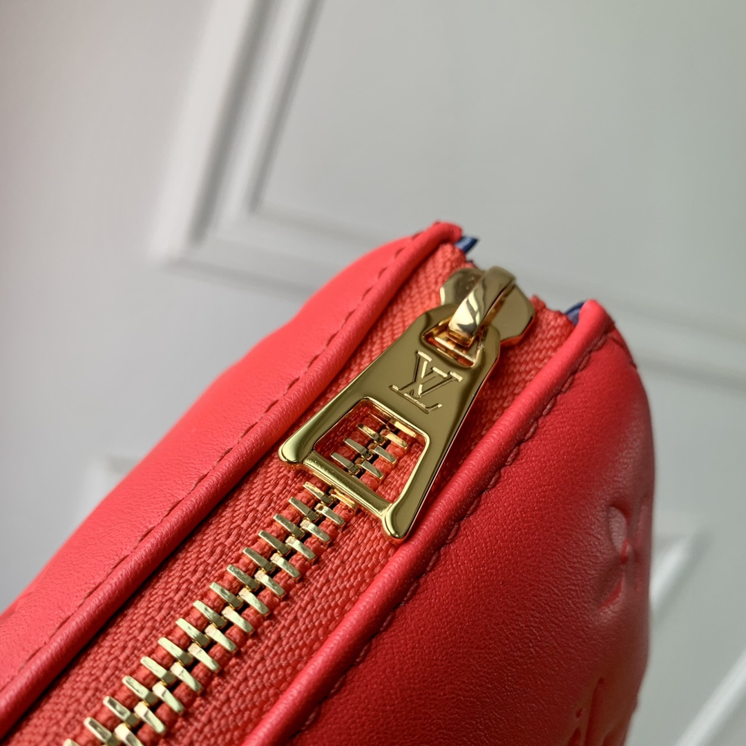 Louis Vuitton Coussin Handbags-26*20*12CM