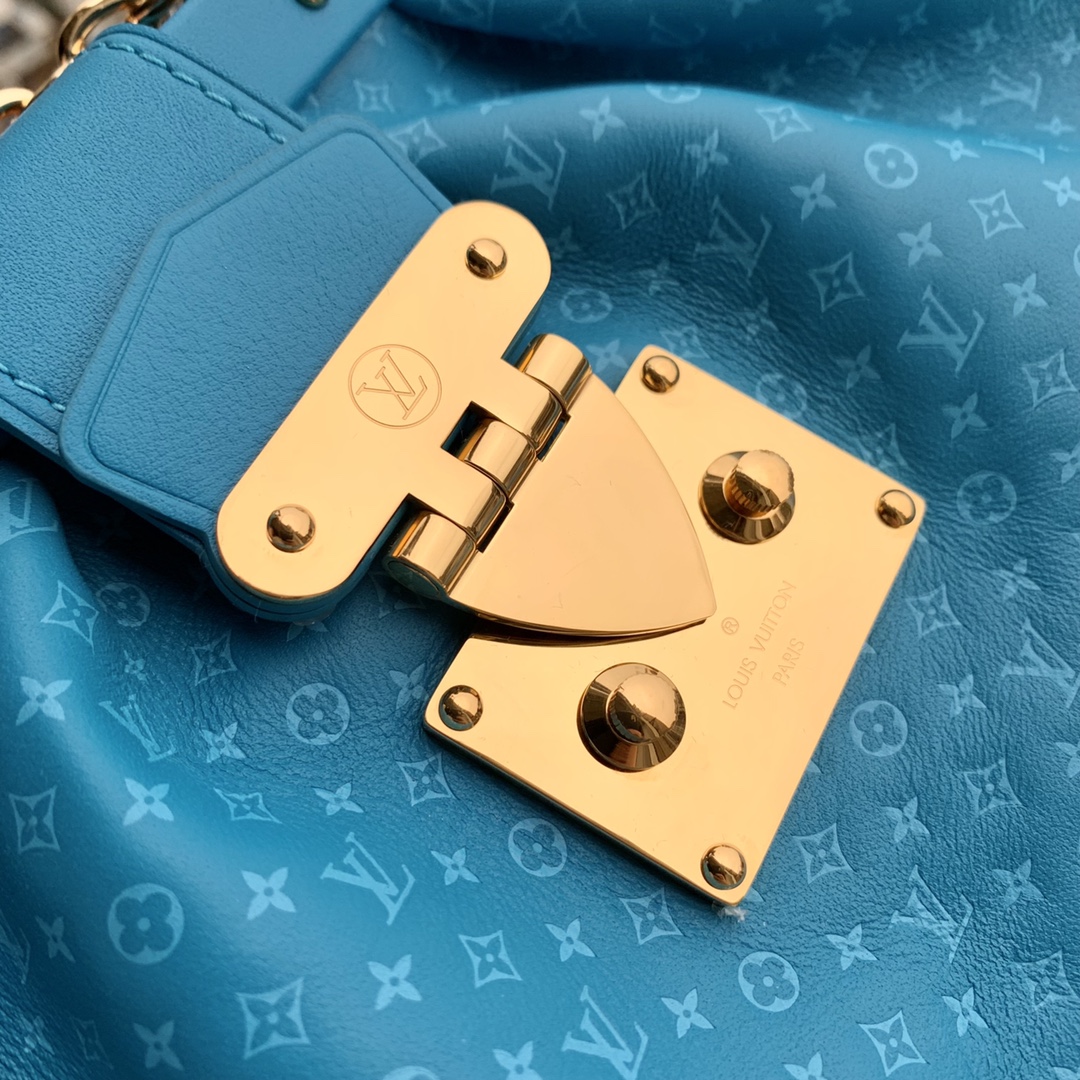 Louis Vuitton M46544 Monogram Clutch -28*14*10CM Louis Vuitton M46544 Monogram Clutch -28*14*10CM