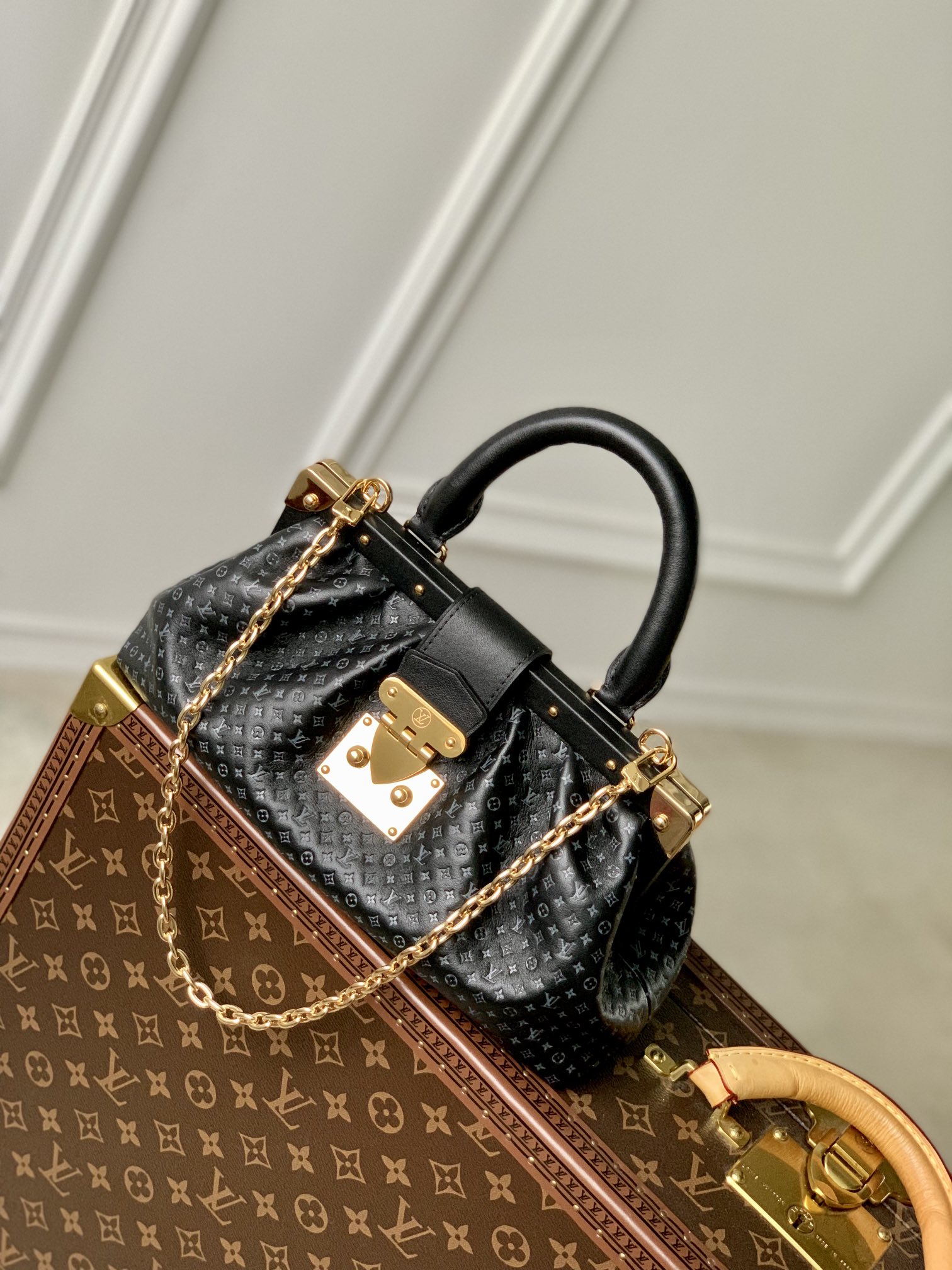Louis Vuitton M46544 Monogram Clutch -28*14*10CM