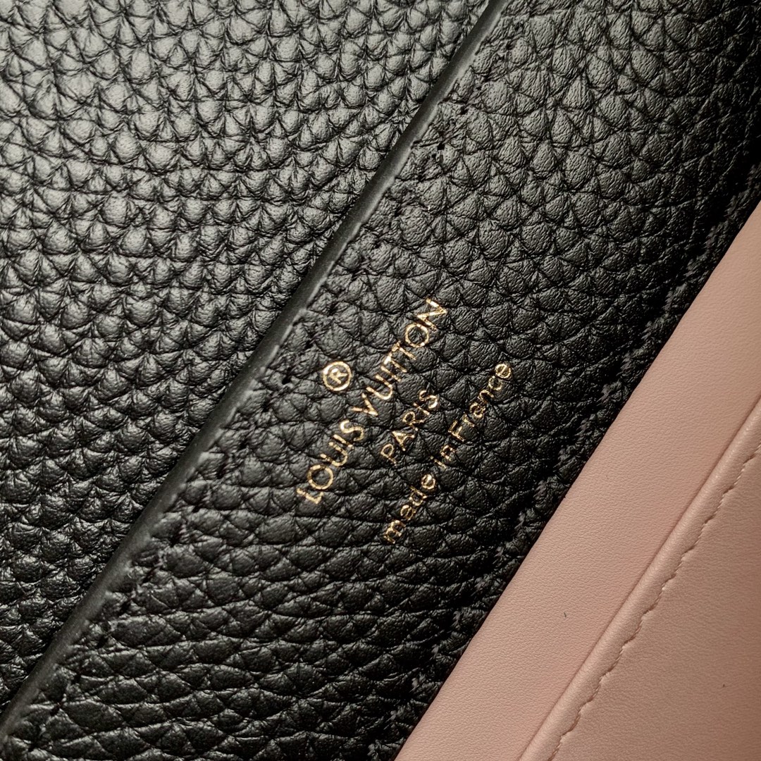 Louis Vuitton Mini Capucines Handlebag-21*14*8CM