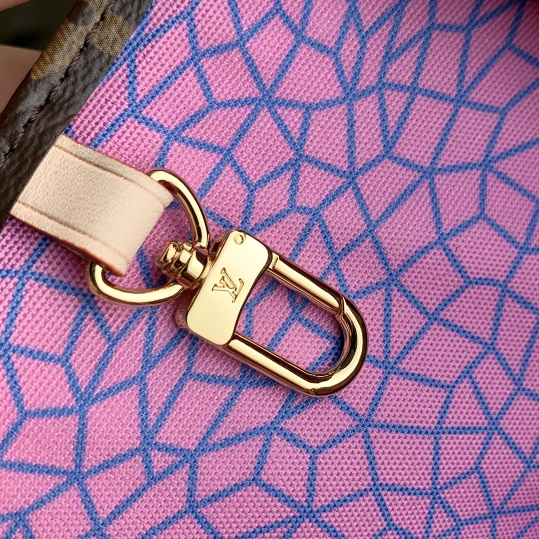 Louis Vuitton x YK Onthego Handbag-25*19*11.5 CM