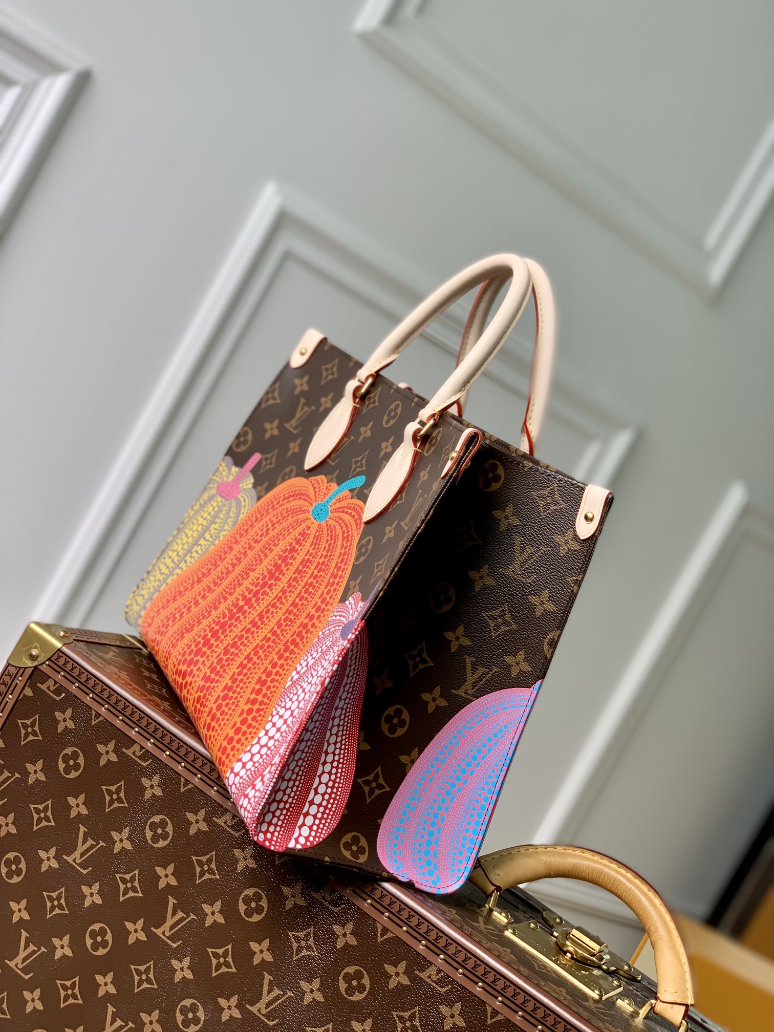 Louis Vuitton x YKOnthego Handbag-35 x 27 x 14 CM
