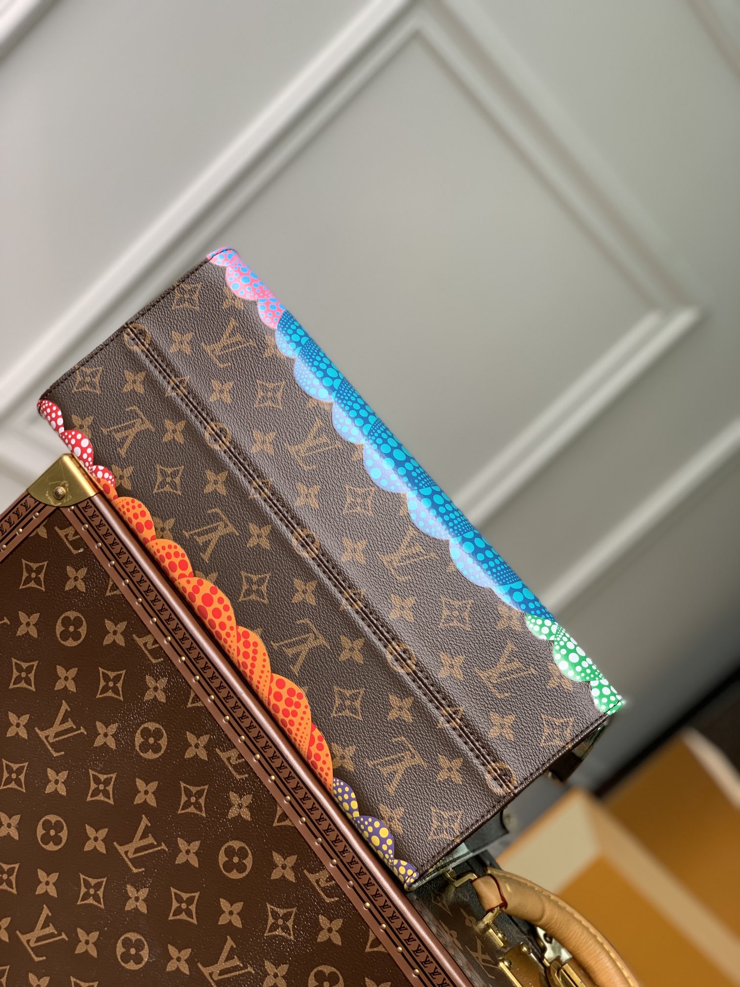 Louis Vuitton x YKOnthego Handbag-35 x 27 x 14 CM