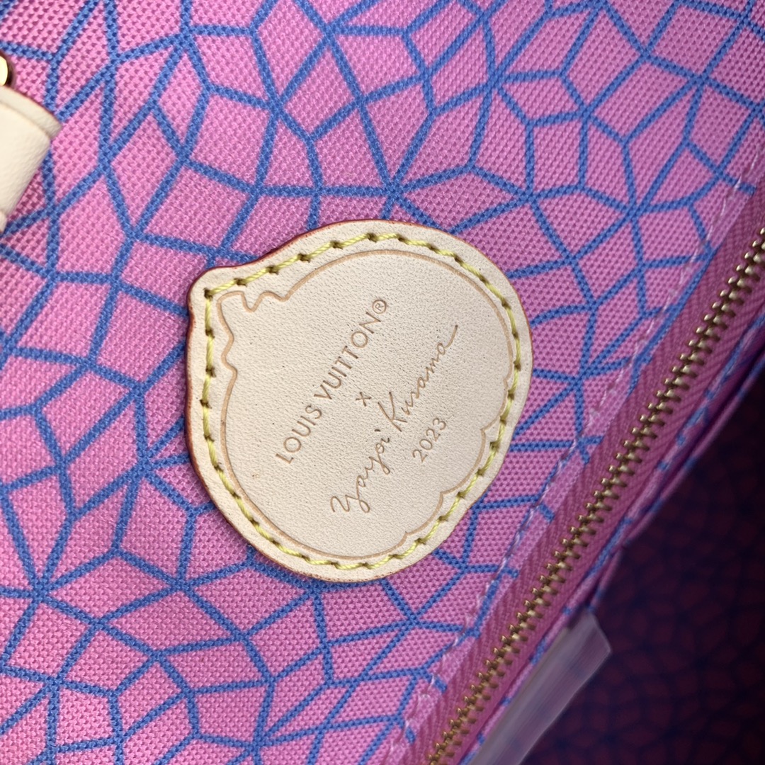 Louis Vuitton x YKOnthego Handbag-35 x 27 x 14 CM