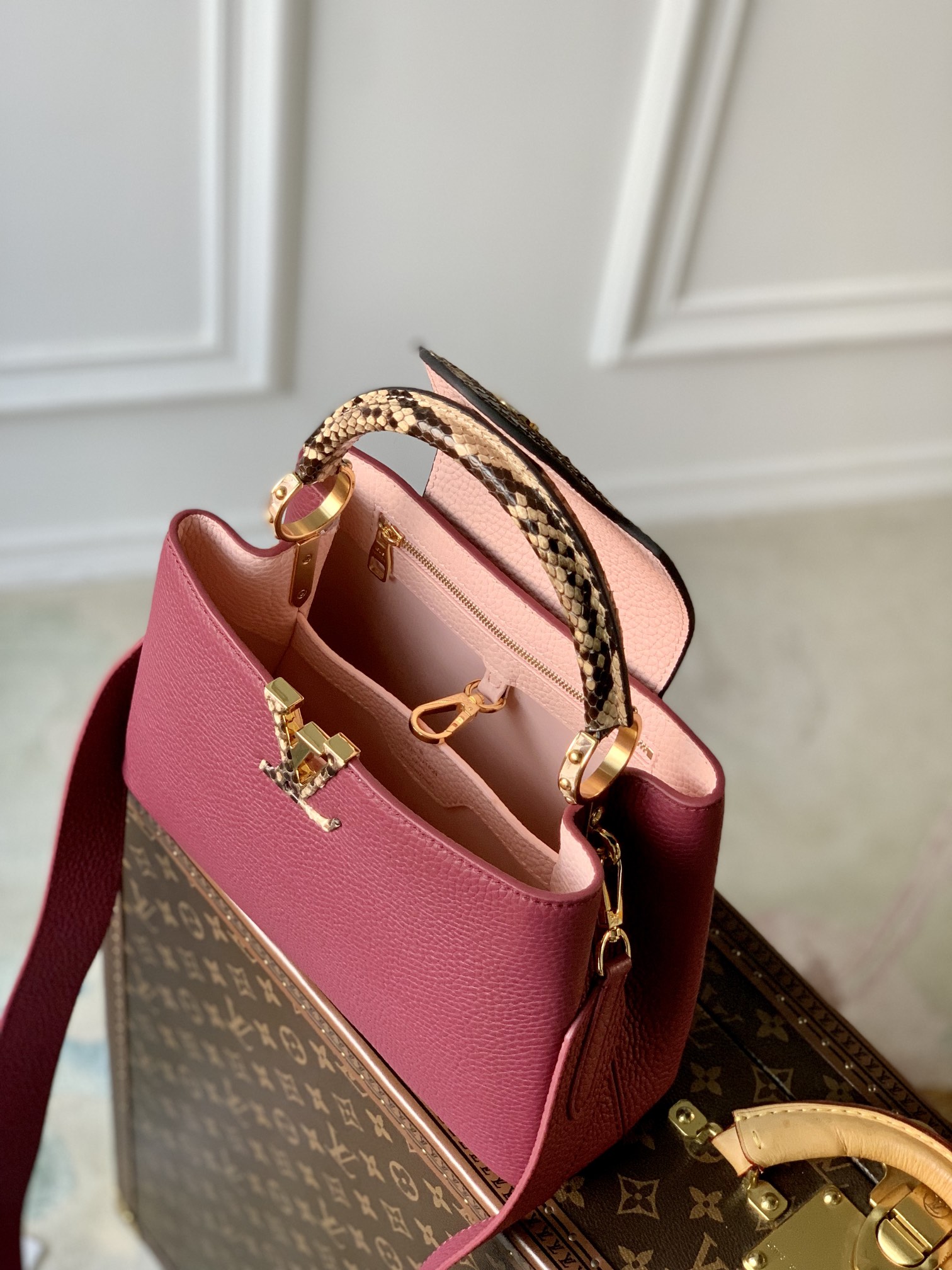 Louis Vuitton Capucines BB-M21164-27*18*9CM
