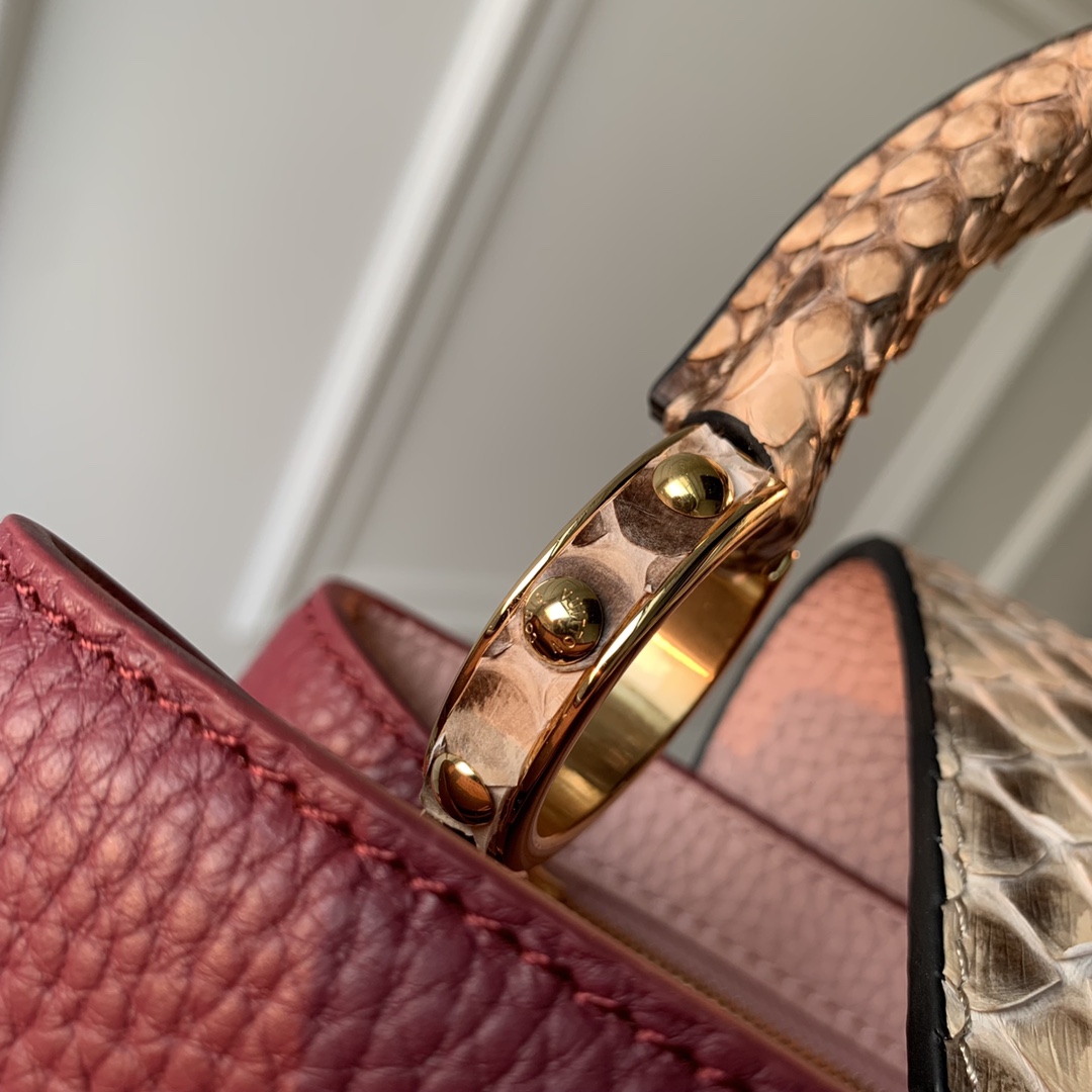 Louis Vuitton Capucines BB-M21164-27*18*9CM