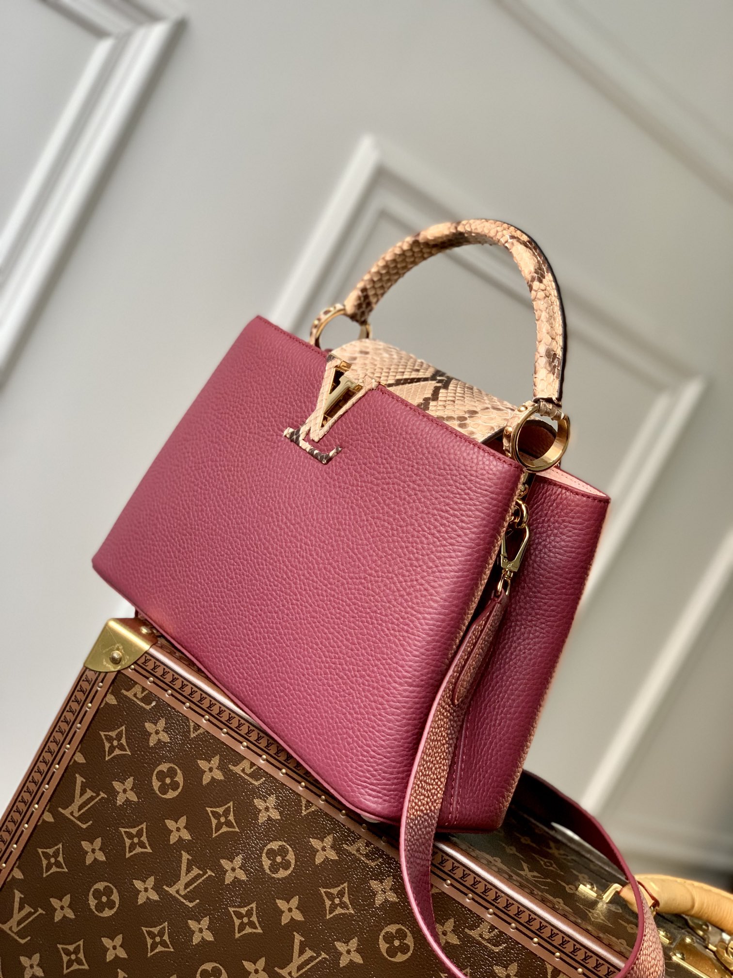 Louis Vuitton Capucines Bag-31.5*20*11CM