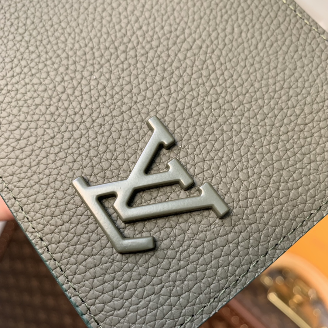 Louis Vuitton Portefeuille Multiple Wallet-11.5 x 9 x 1.5 CM Louis Vuitton Portefeuille Multiple Wallet-11.5 x 9 x 1.5 CM