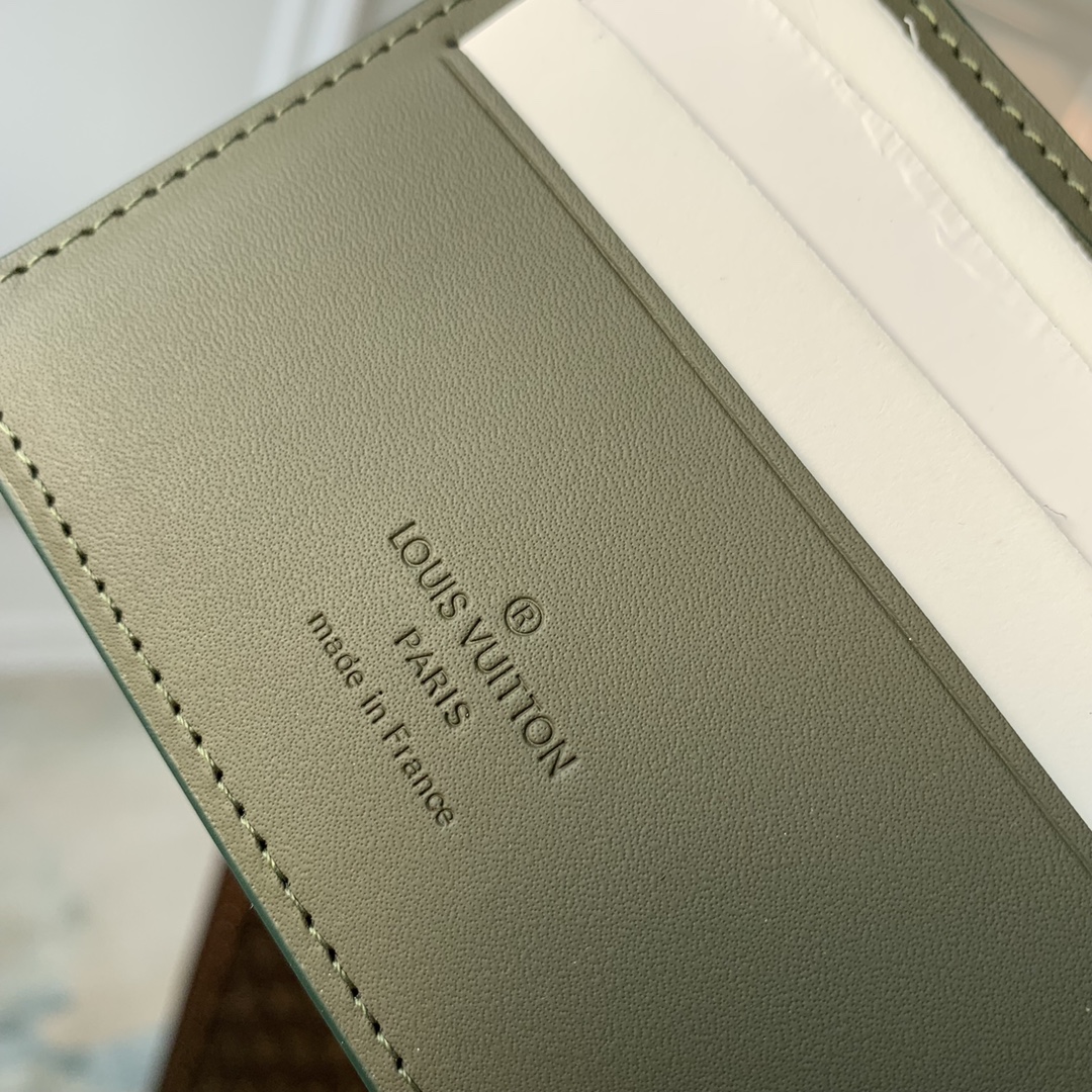 Louis Vuitton Portefeuille Multiple Wallet-11.5 x 9 x 1.5 CM Louis Vuitton Portefeuille Multiple Wallet-11.5 x 9 x 1.5 CM