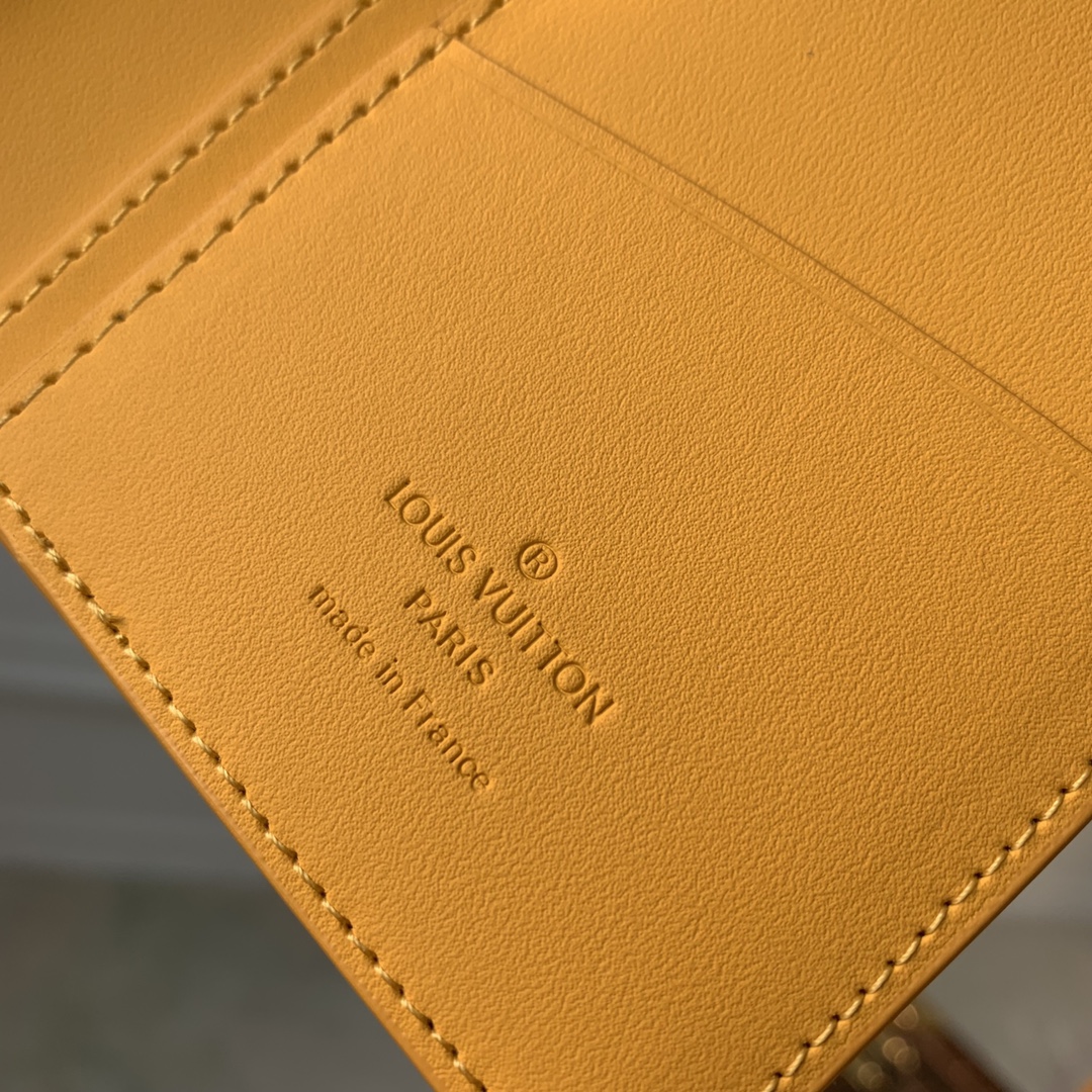 Louis Vuitton Brazza Wallet-10*19*2CM