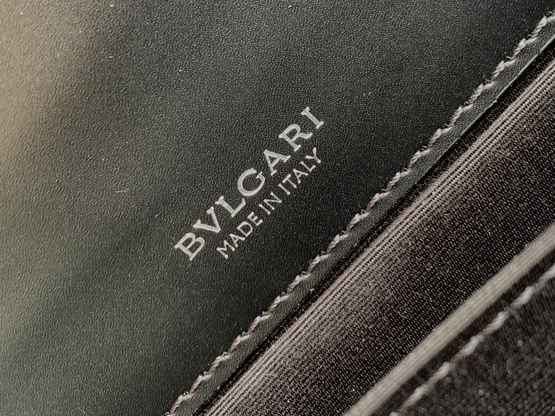 Bvlgari Serpenti Forever Bag-18*15*9.5CM