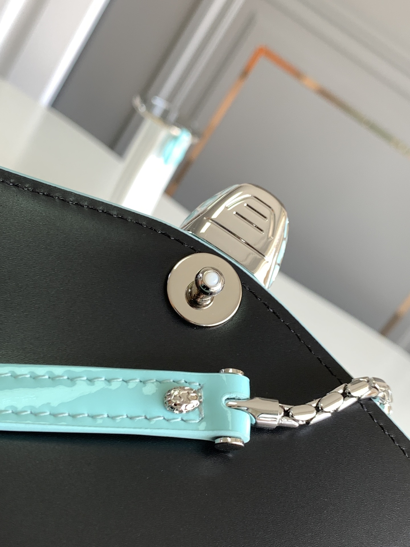 Bvlgari Serpenti Forever Bag-18*15*9.5CM