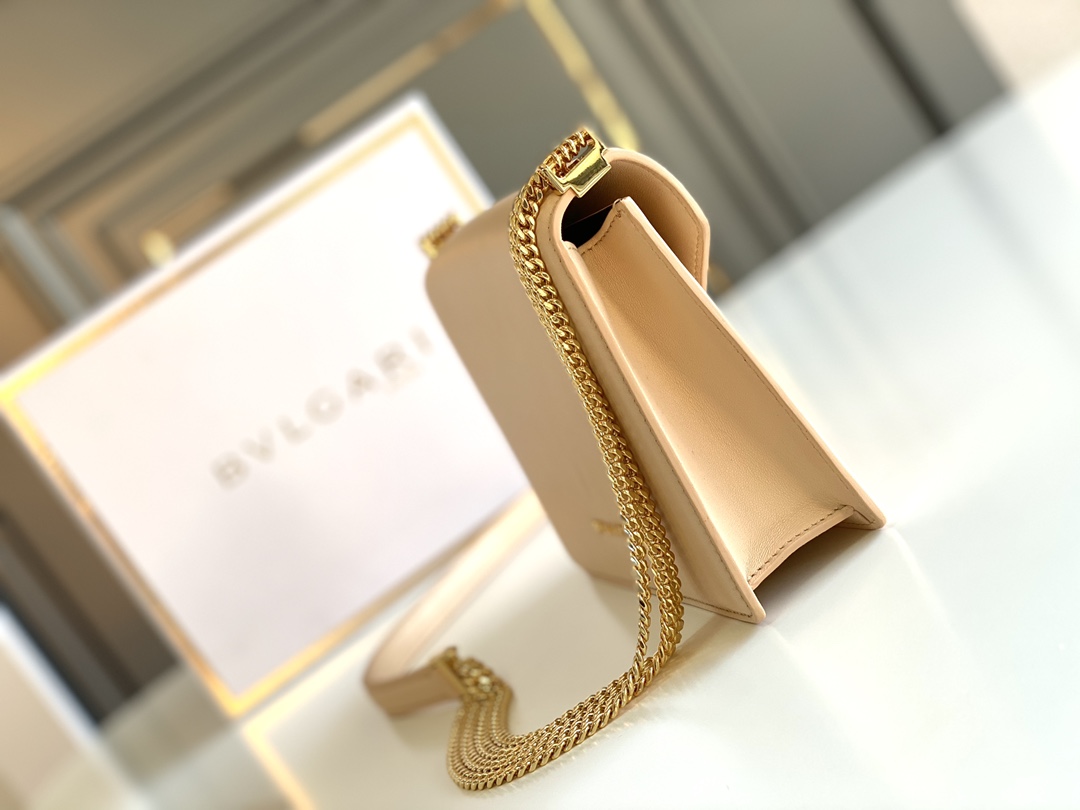 Bvlgari Serpenti Forever Bag-19*13.5*6CM