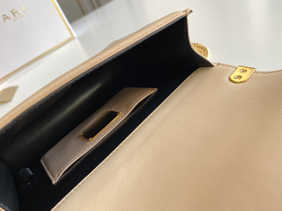 Bvlgari Serpenti Forever Bag-19*13.5*6CM