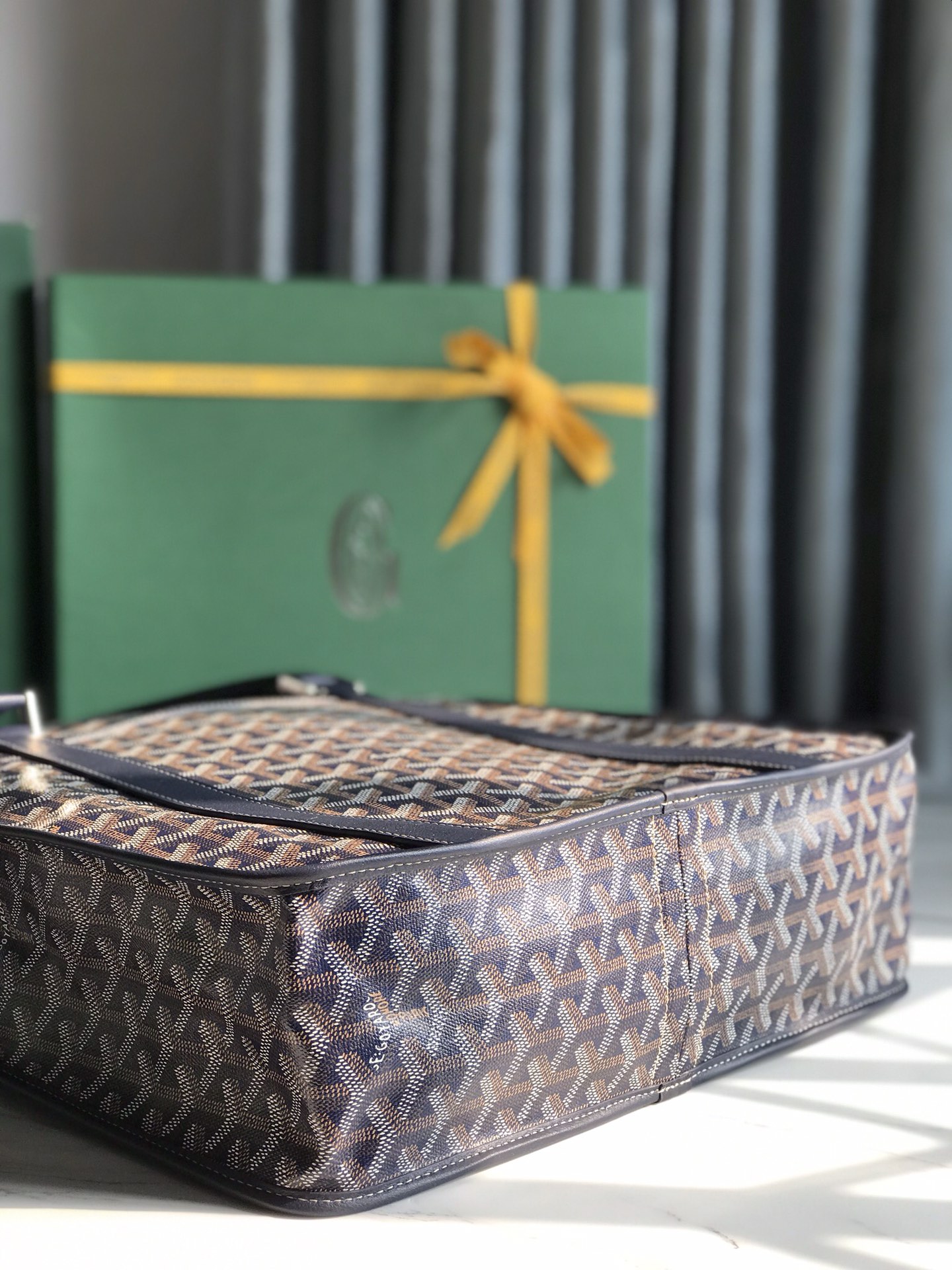 Goyard Bourgogne Tote -35×39×11CM