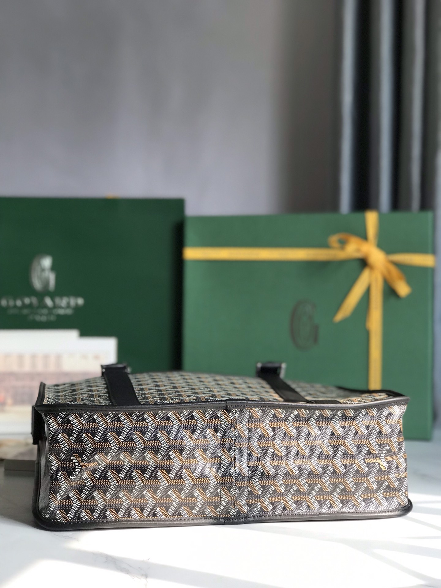 Goyard Bourgogne Tote -35×39×11CM