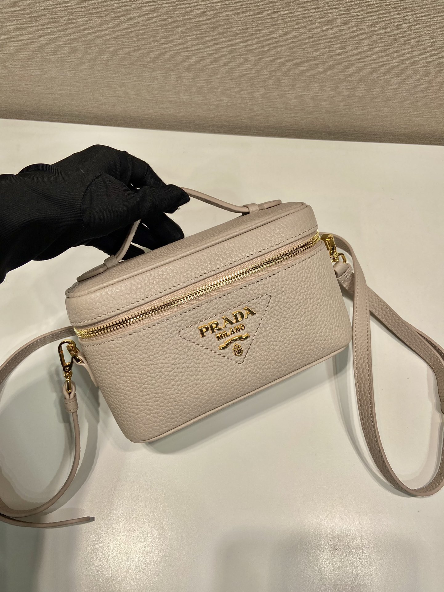 Prada 1BH202 Cosmetic Bag-18*11.5*7.5CM