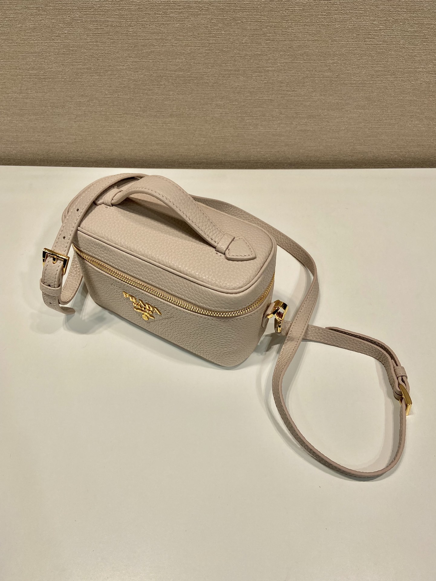 Prada 1BH202 Cosmetic Bag-18*11.5*7.5CM