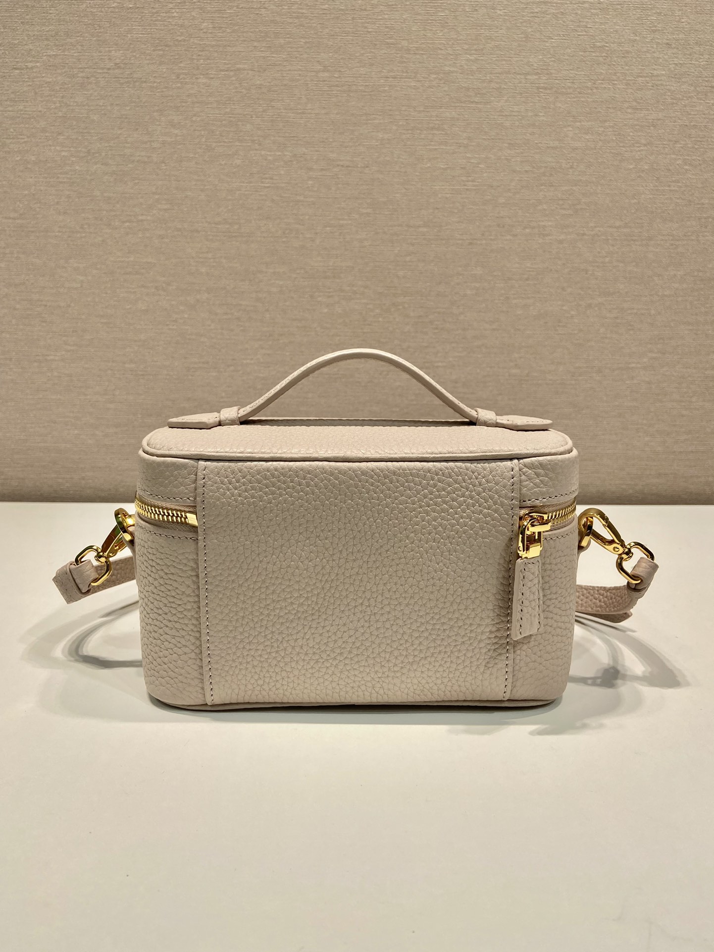 Prada 1BH202 Cosmetic Bag-18*11.5*7.5CM